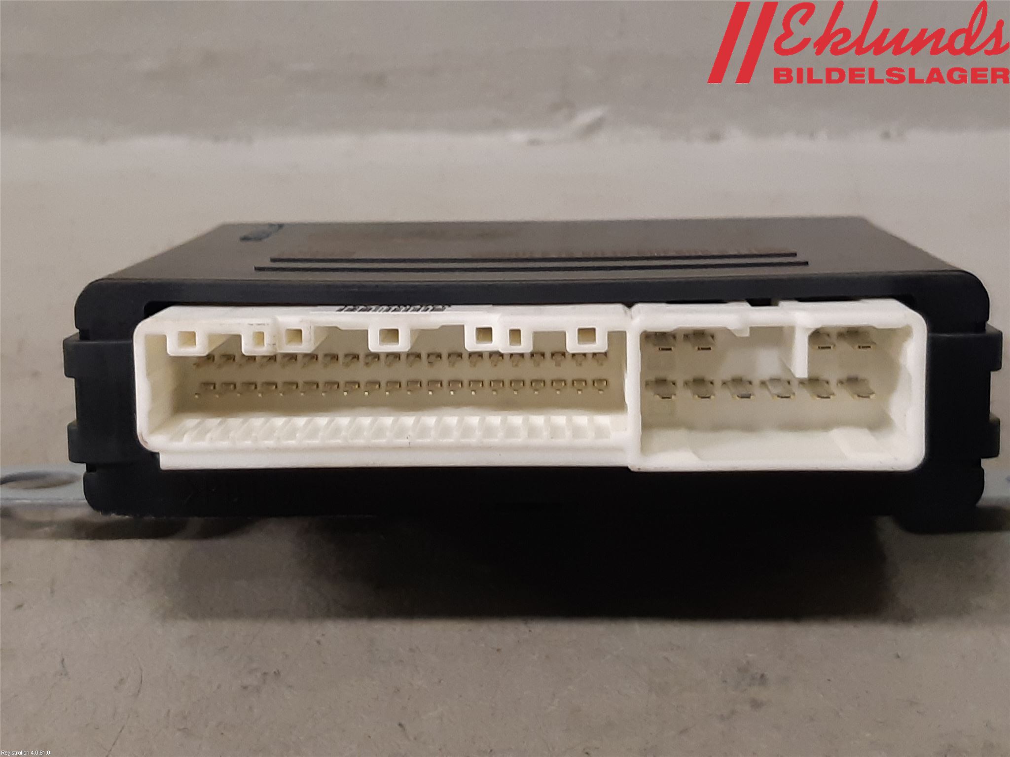 Toyota COROLLA 19- Styrenhet Baklucka