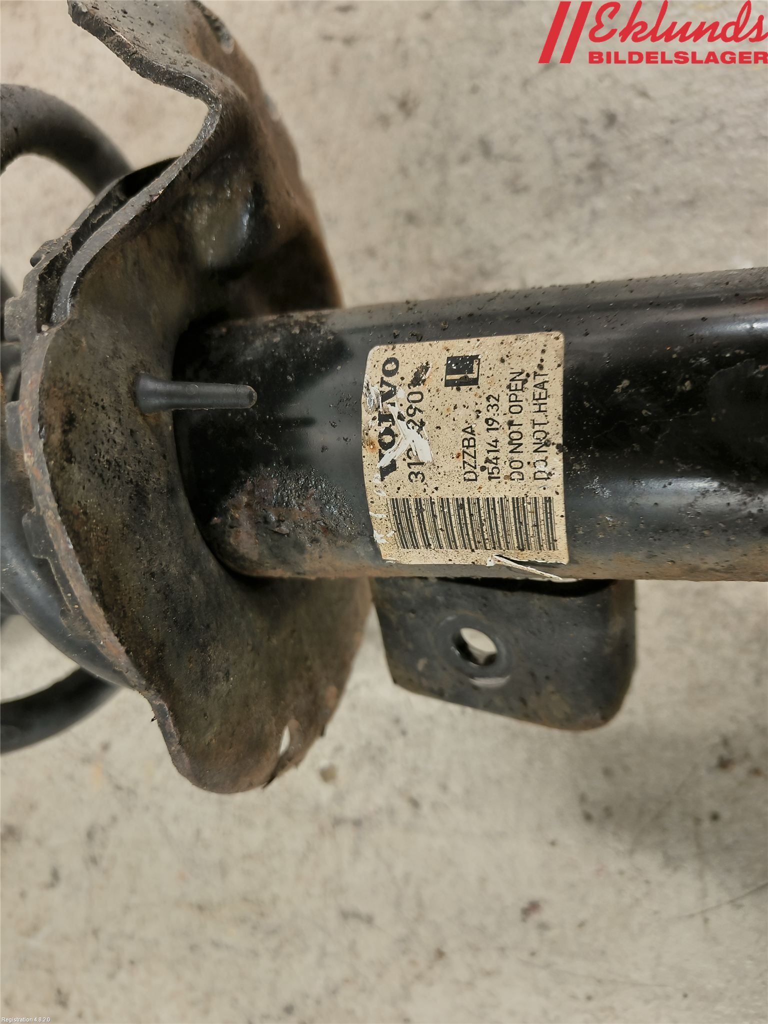 Volvo V60 14-18 Fjäderben Fram Vänster