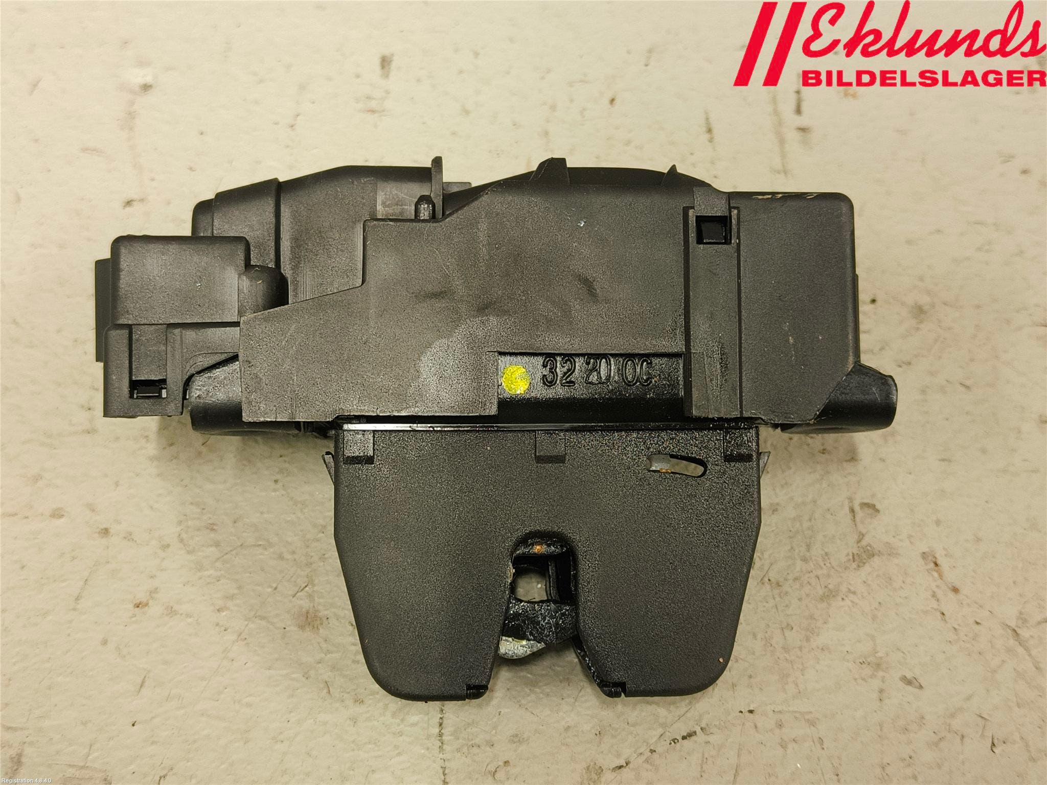 Opel CORSA F, CORSA-E 20- Låskista Baklucka