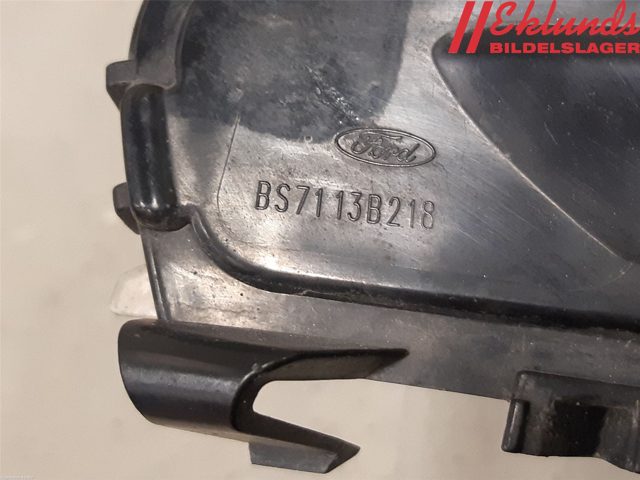 Ford MONDEO 07-15 Positionsljus Fram Hö