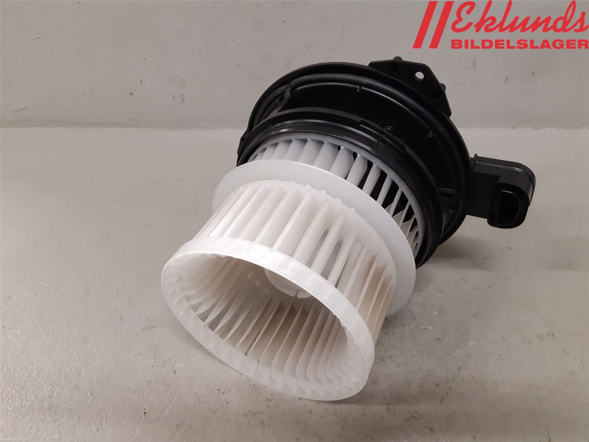 Toyota YARIS XP21 20- Ac Värmefläkt