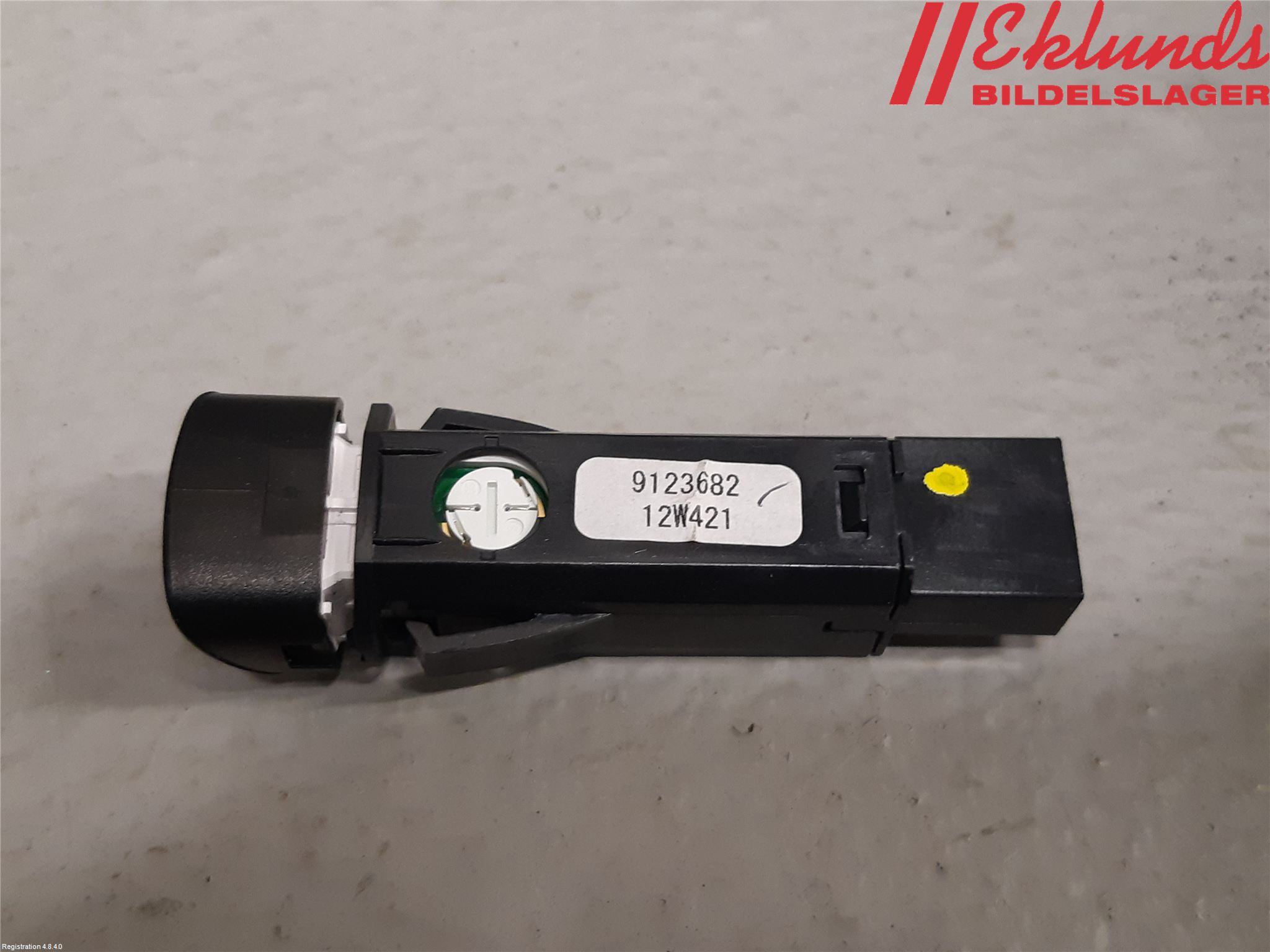 Volvo V40 12-19 Strömställare Varnings