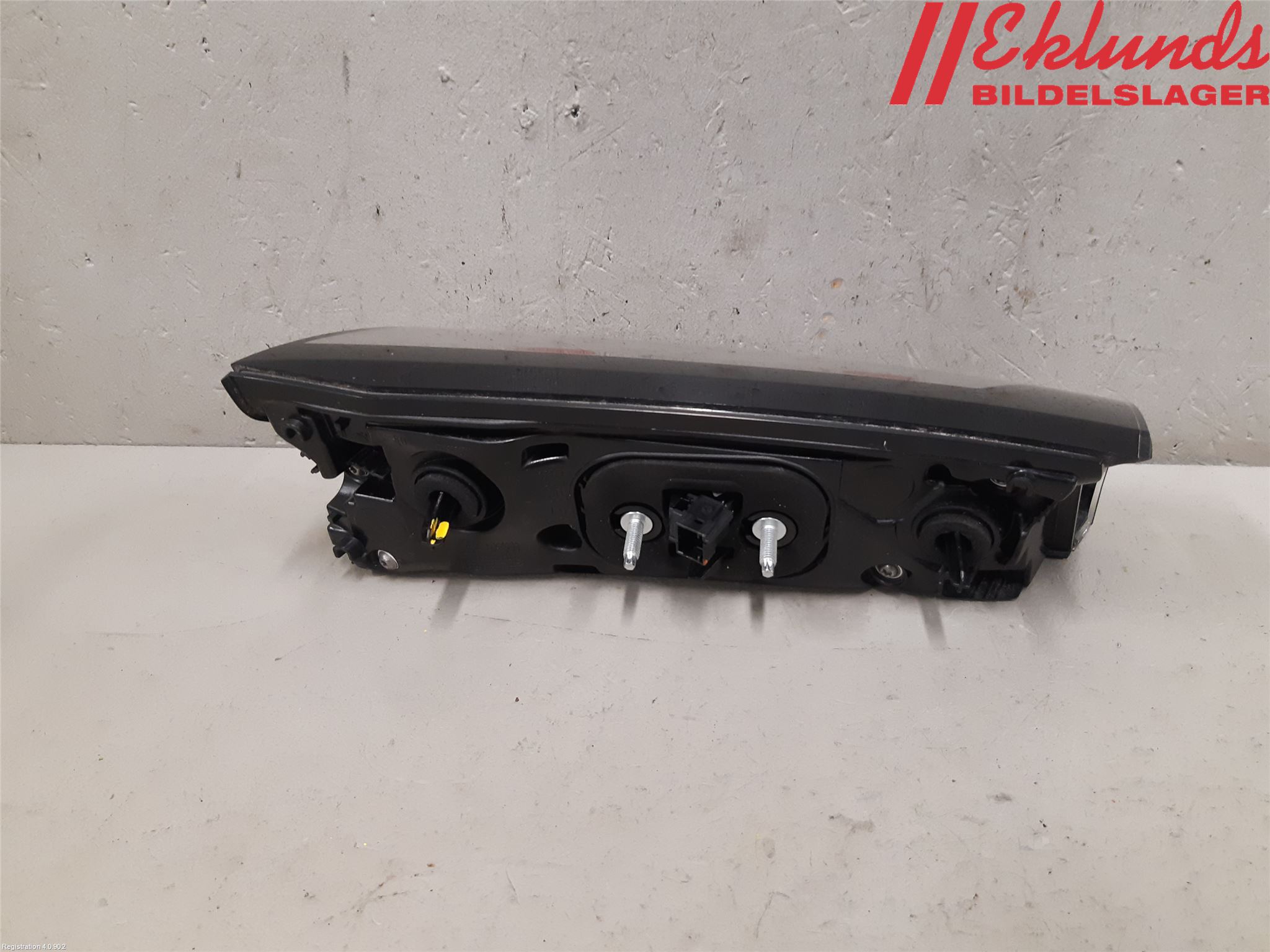 Peugeot 2008/E-2008 20- Bakljus Lucka Hö