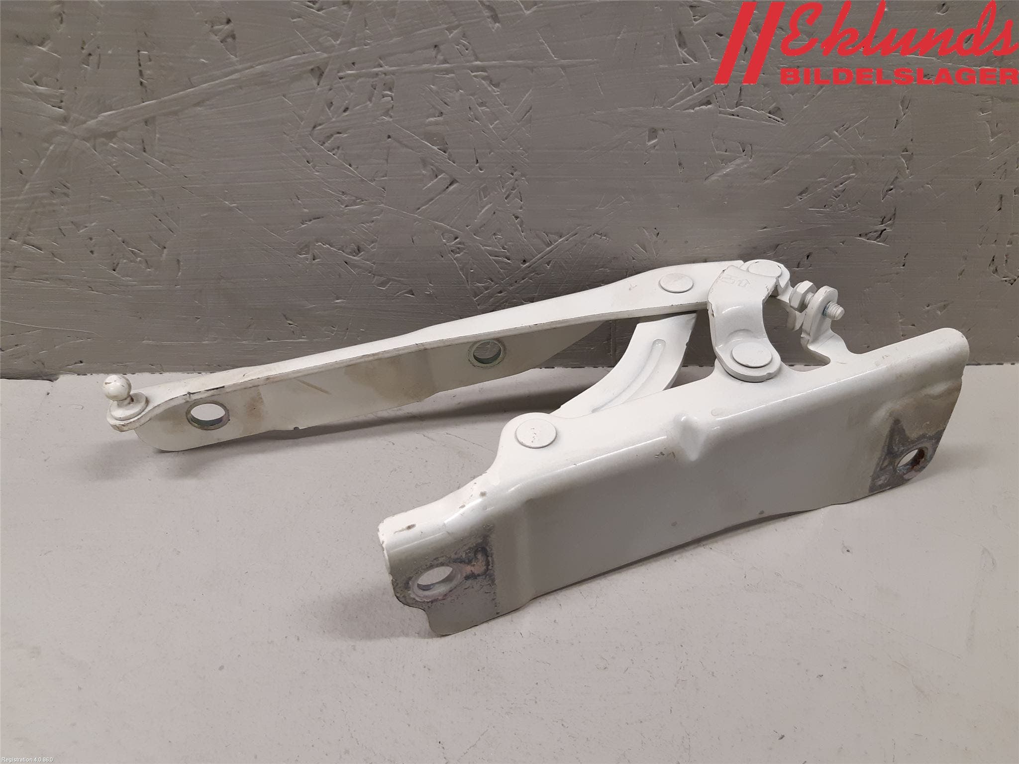 Kia OPTIMA 16-20 Huvgångjärn