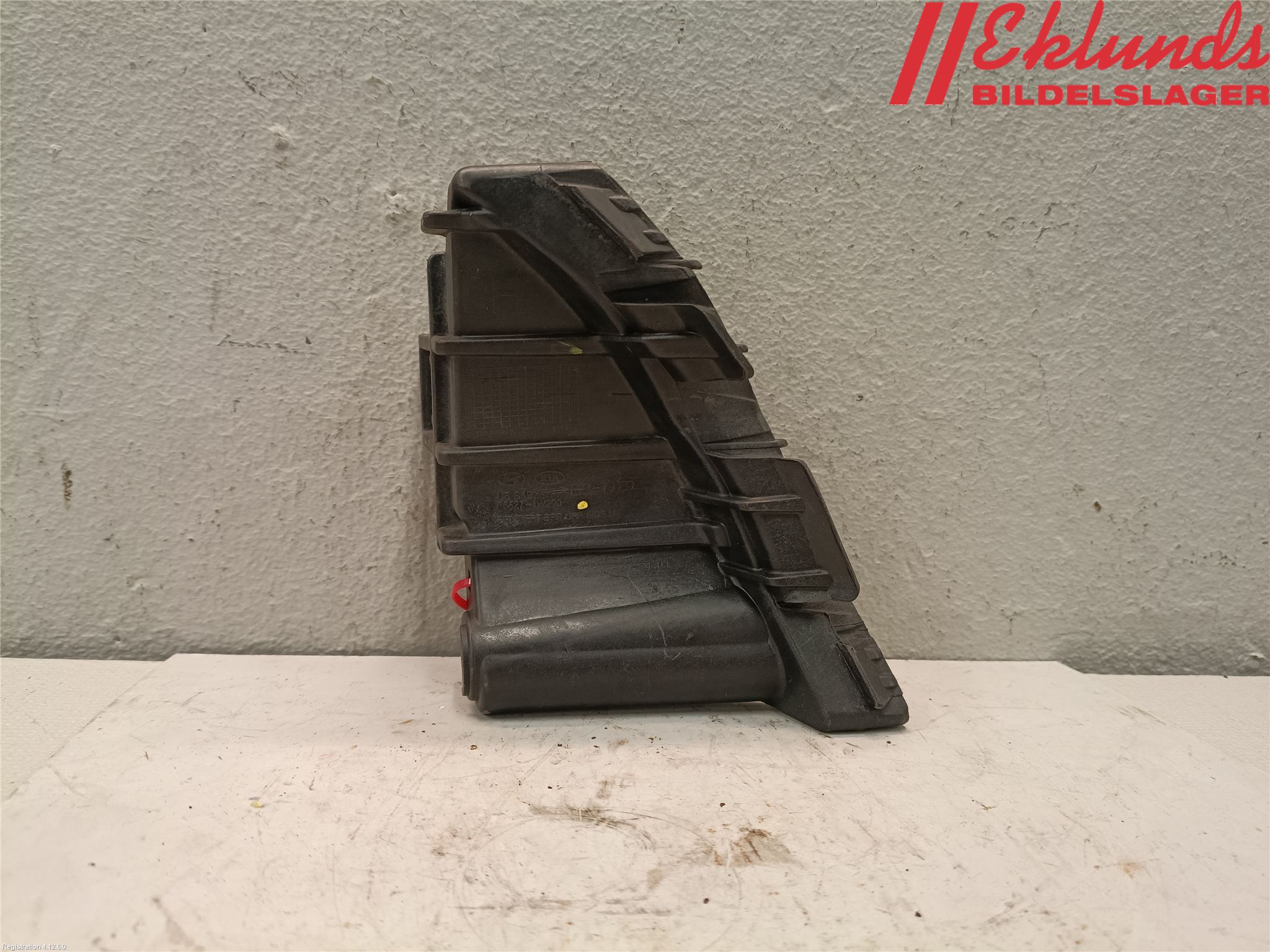 Kia RIO 12-16 Stötfångarfäste Fram Vä