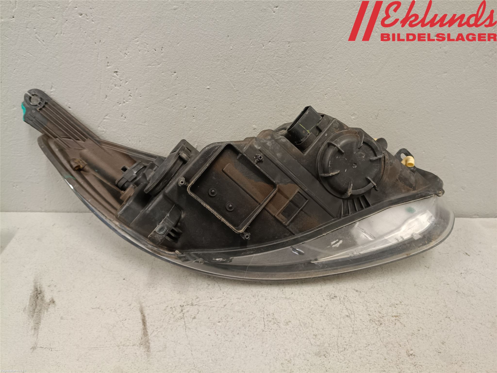 Ford FOCUS 11-14 Strålkastare Vänster