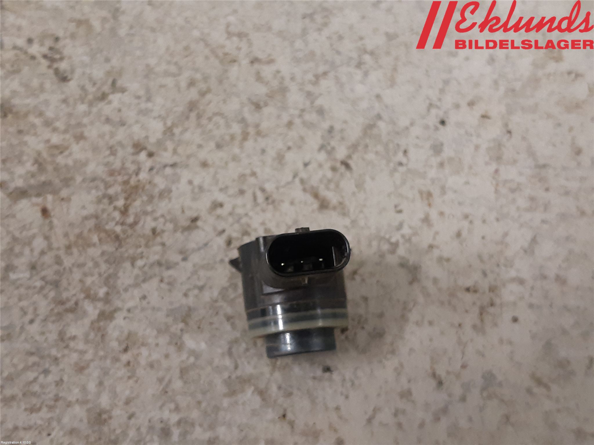 Skoda SUPERB 16-24 Parkeringshjälp Frontsensor