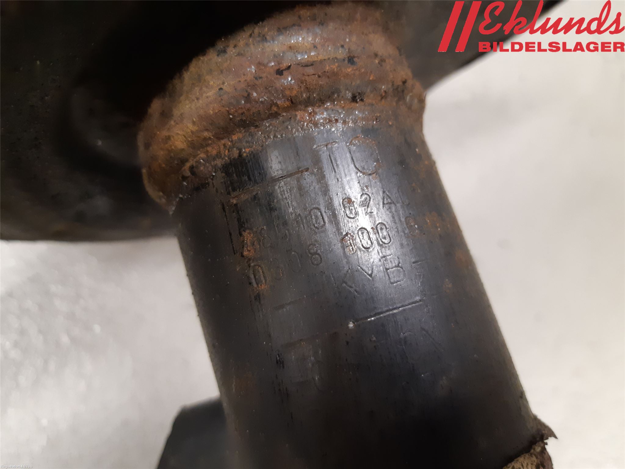 Toyota AURIS 13-19 Fjäderben Fram Höger