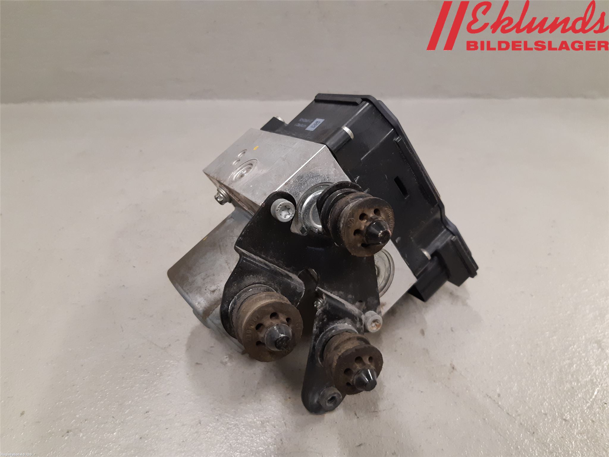 Volkswagen VW PASSAT 11-14 Abs Hydraulaggregat