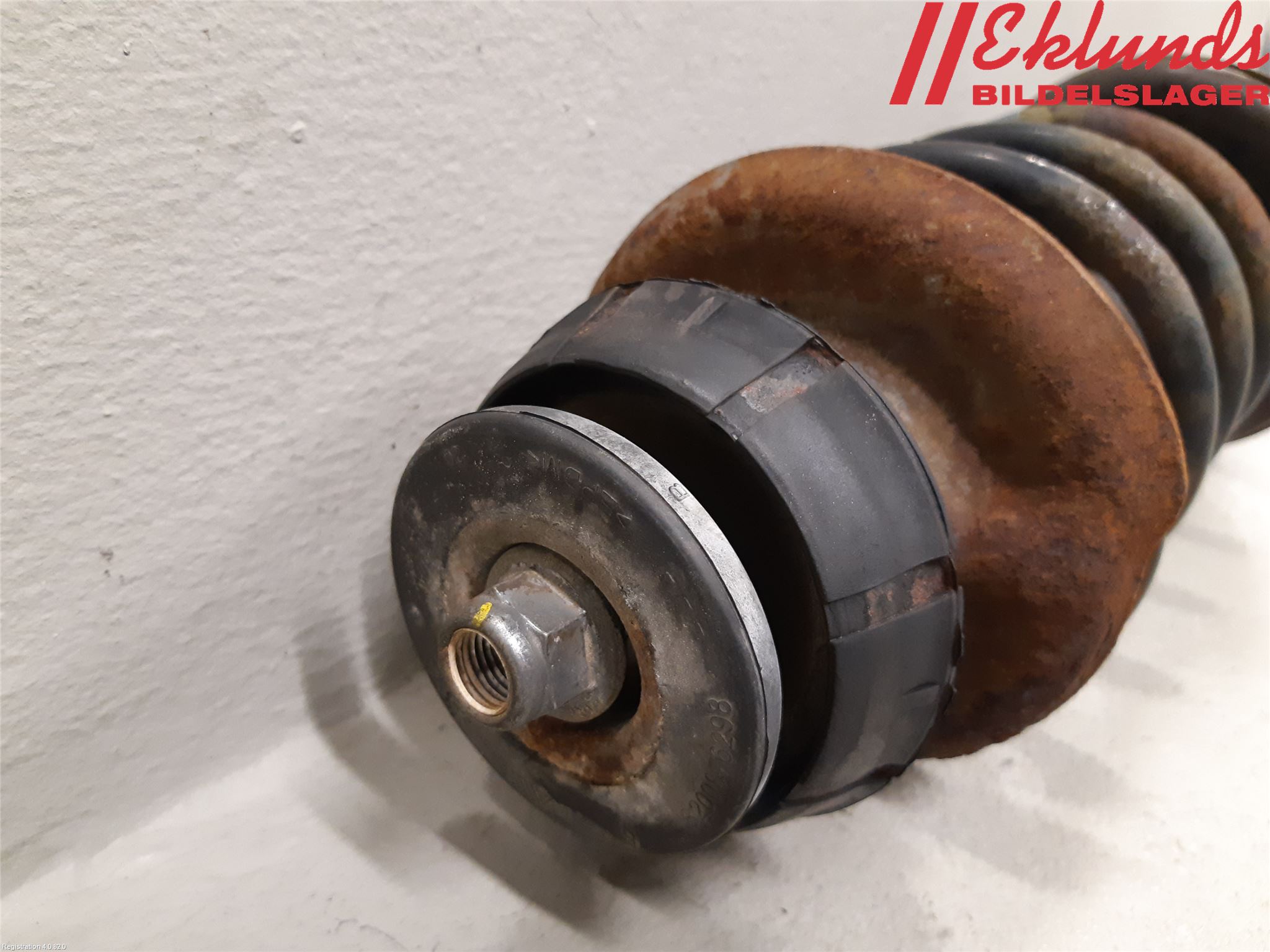 Dacia SANDERO 09-13 Fjäderben Fram Höger