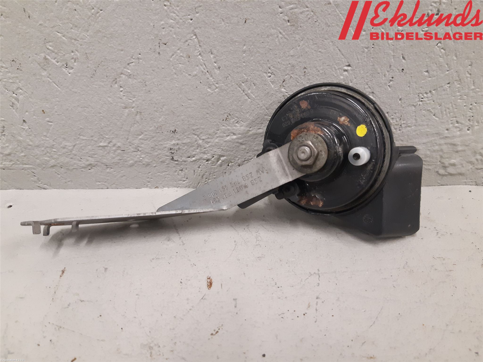 Volkswagen VW TOUAREG 7P 11-18 Signalhorn