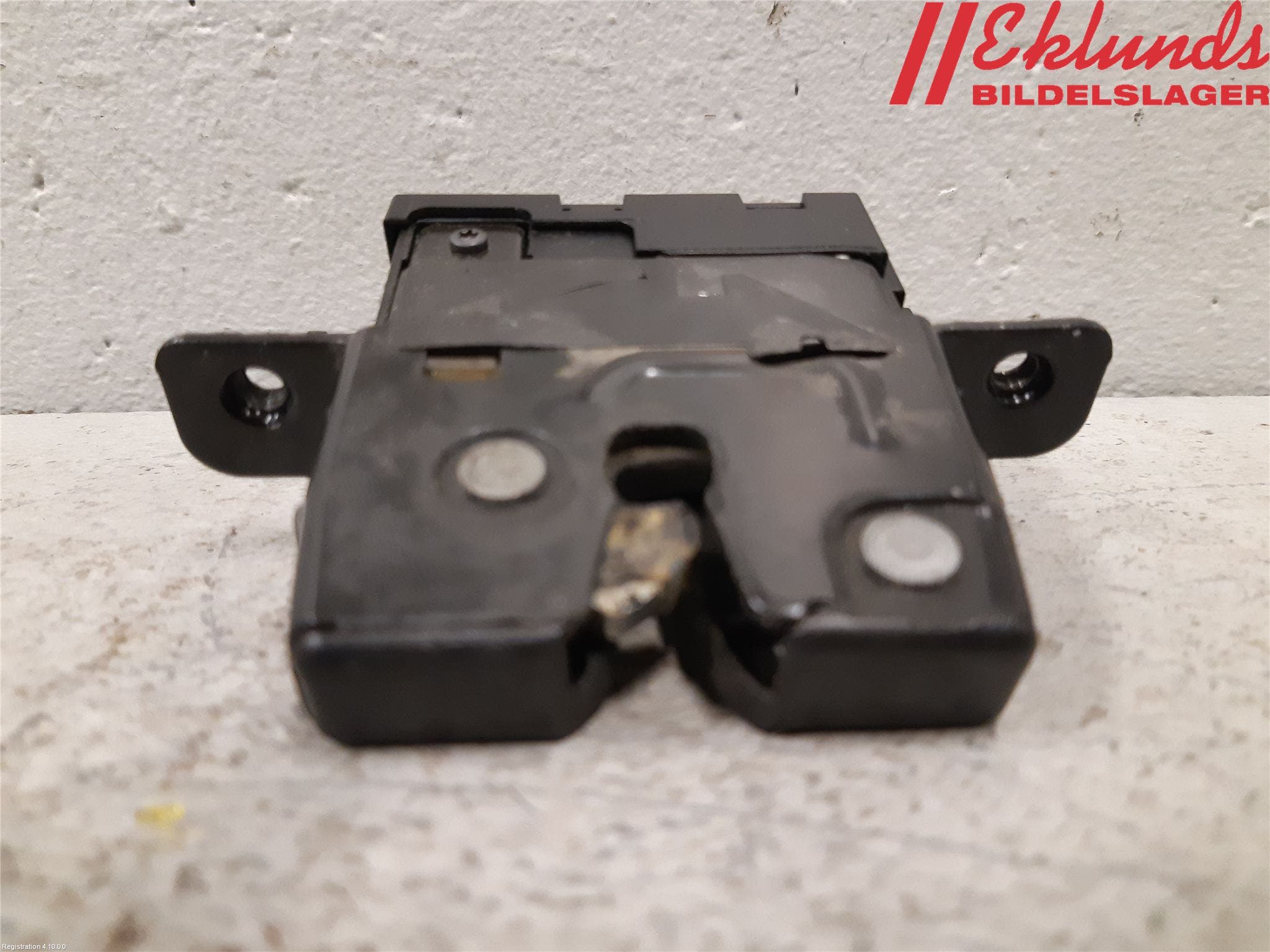 Nissan QASHQAI 10-14 Låskista Baklucka