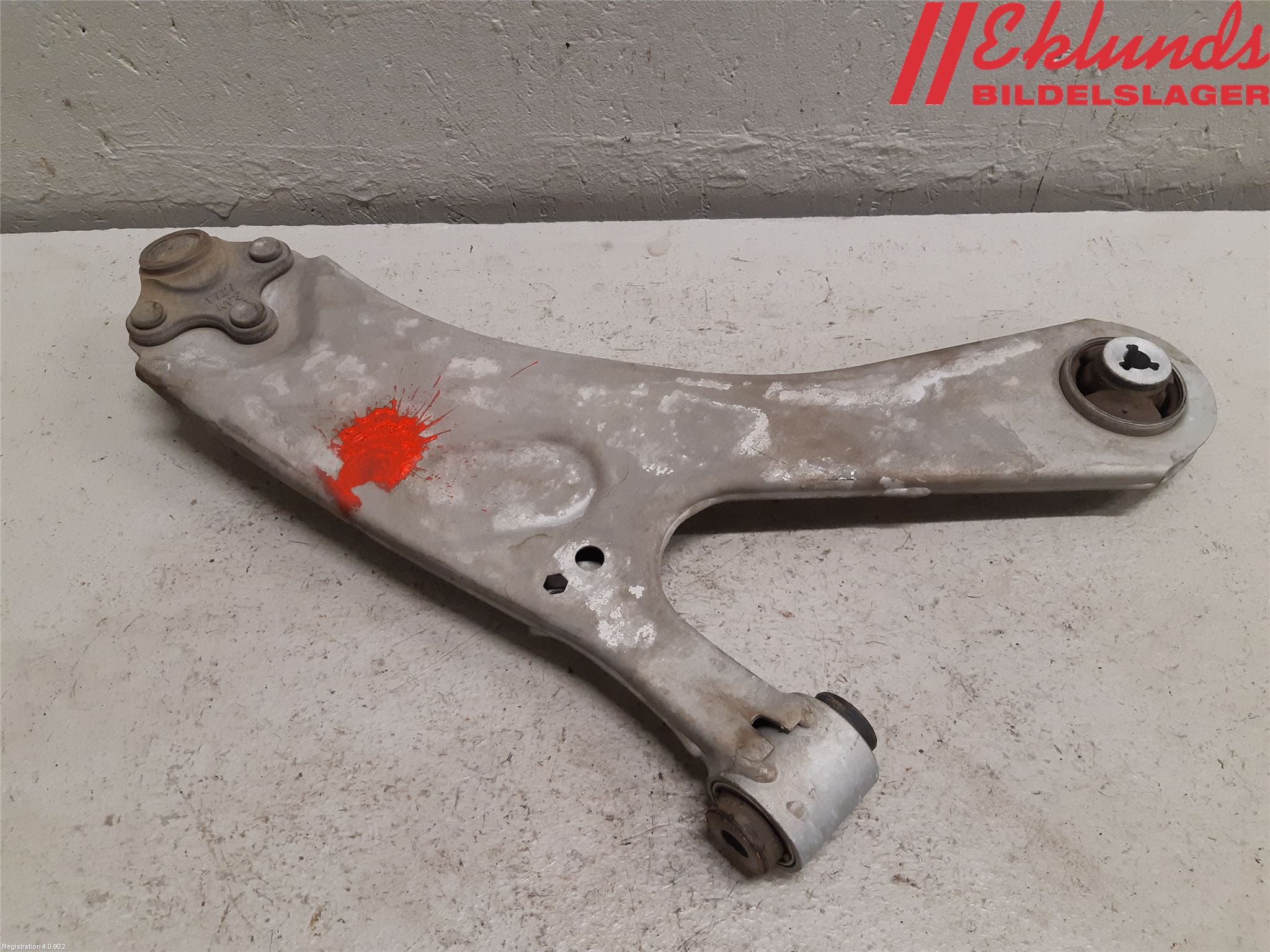 Peugeot 2008/E-2008 20- Bärarm Fram Undre Vä