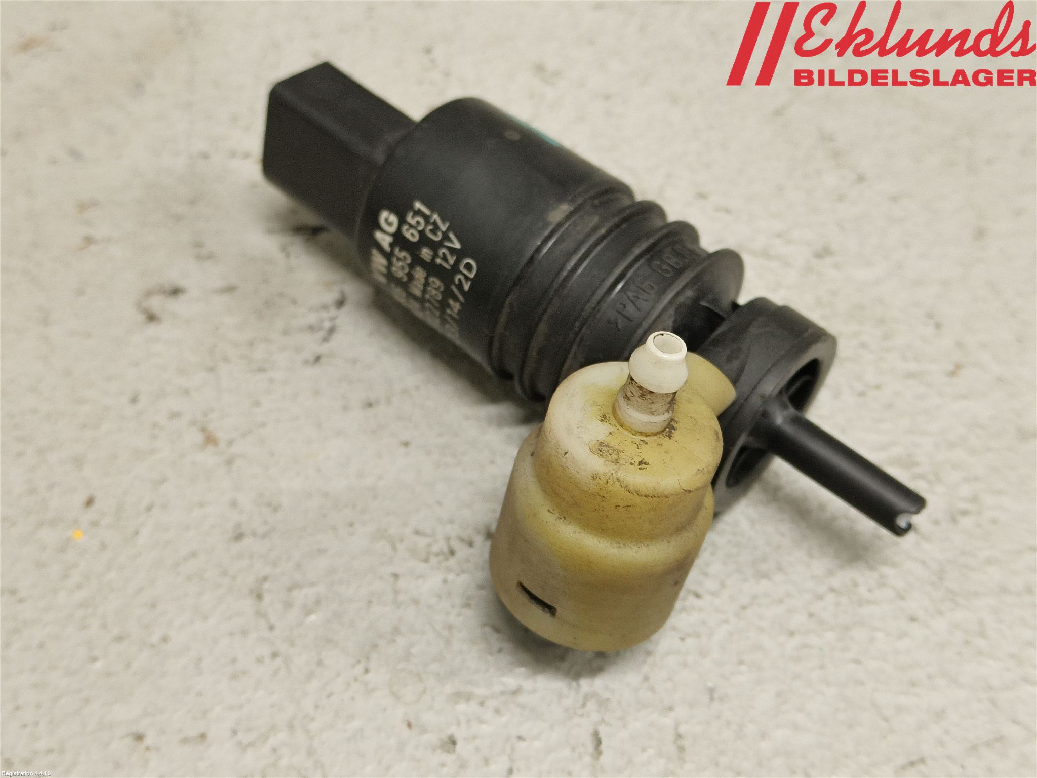 Volkswagen VW CADDY 11-15 Spolarpump Vindruta