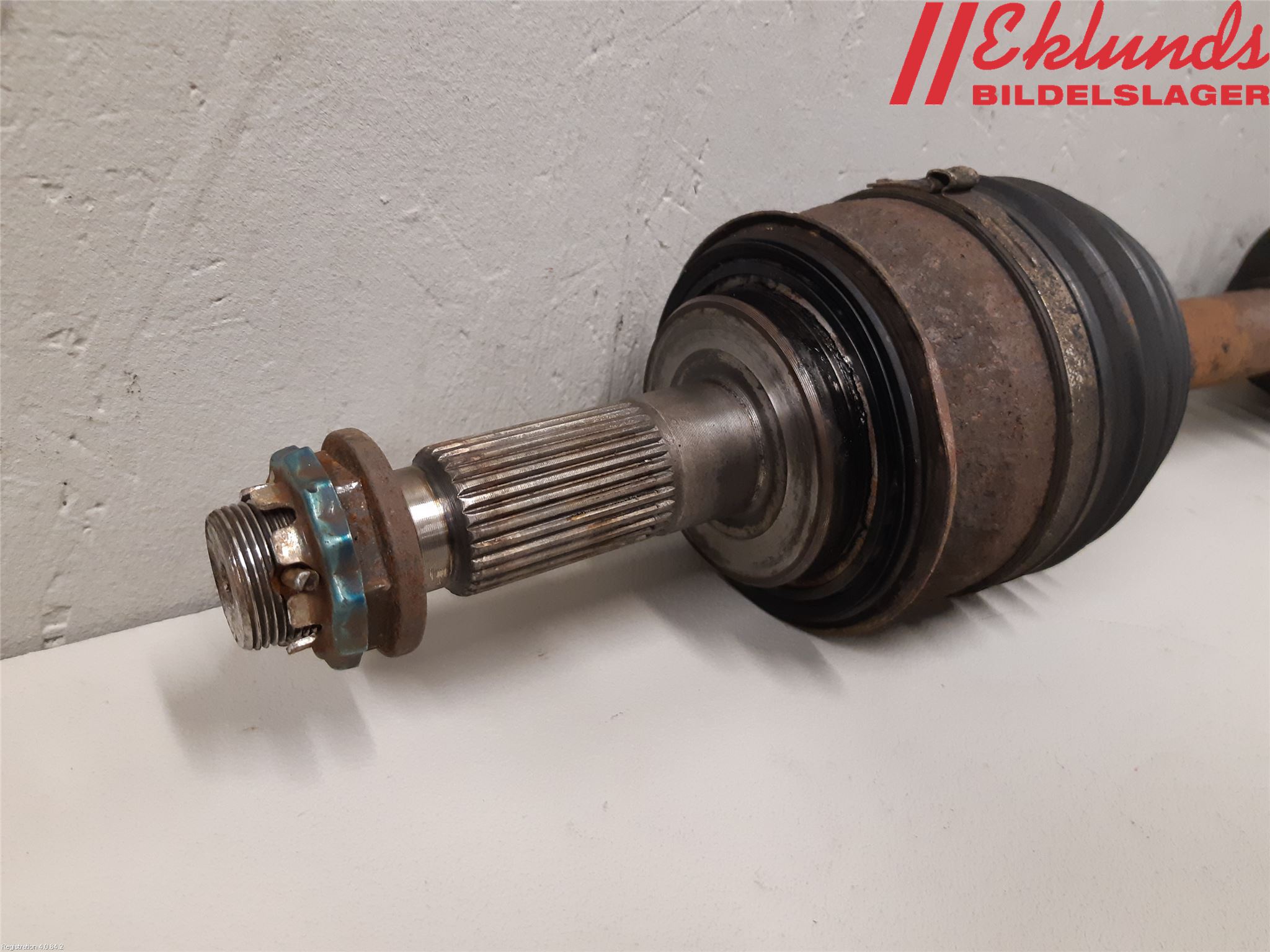 Toyota HILUX 05-16 Drivaxel Fram Höger