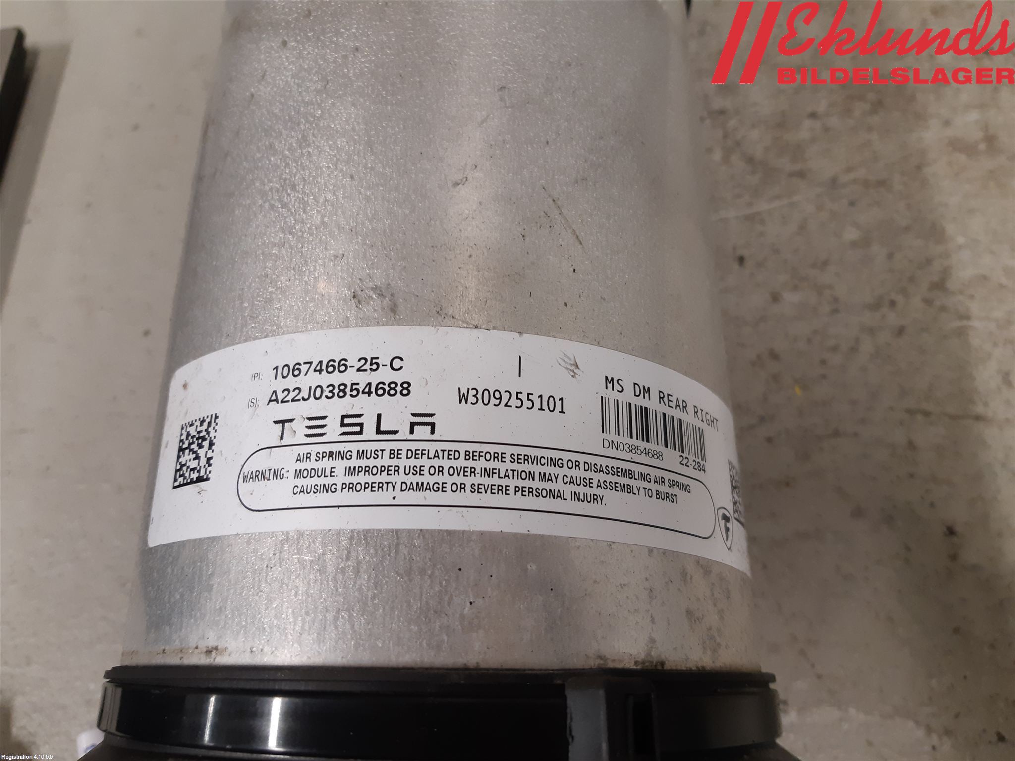 Tesla MODEL S 13- Fjäderben Bak Höger