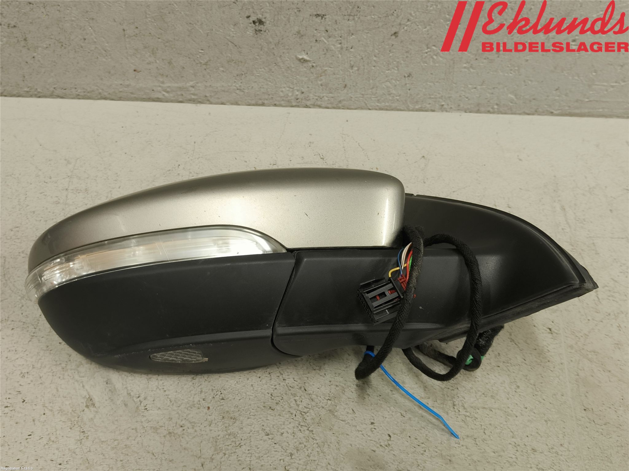 Volkswagen VW PASSAT 11-14 Spegel Yttre El Hö