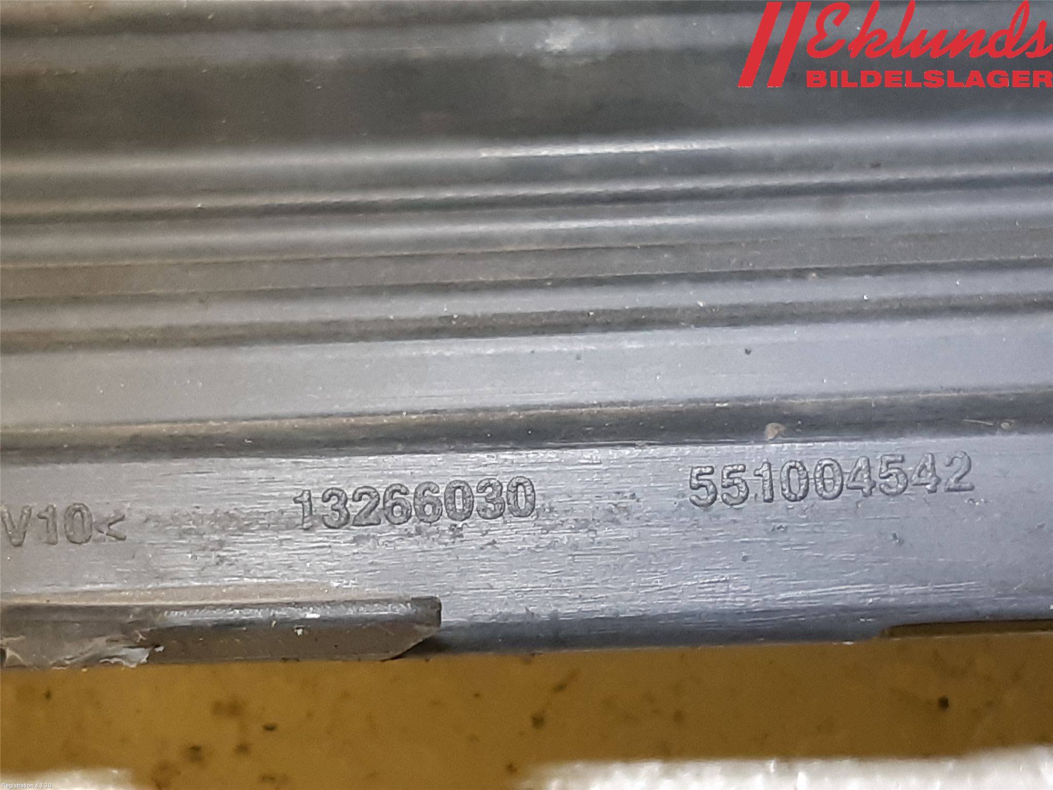 Opel INSIGNIA 09-16 Stötfångardel Fram Hö