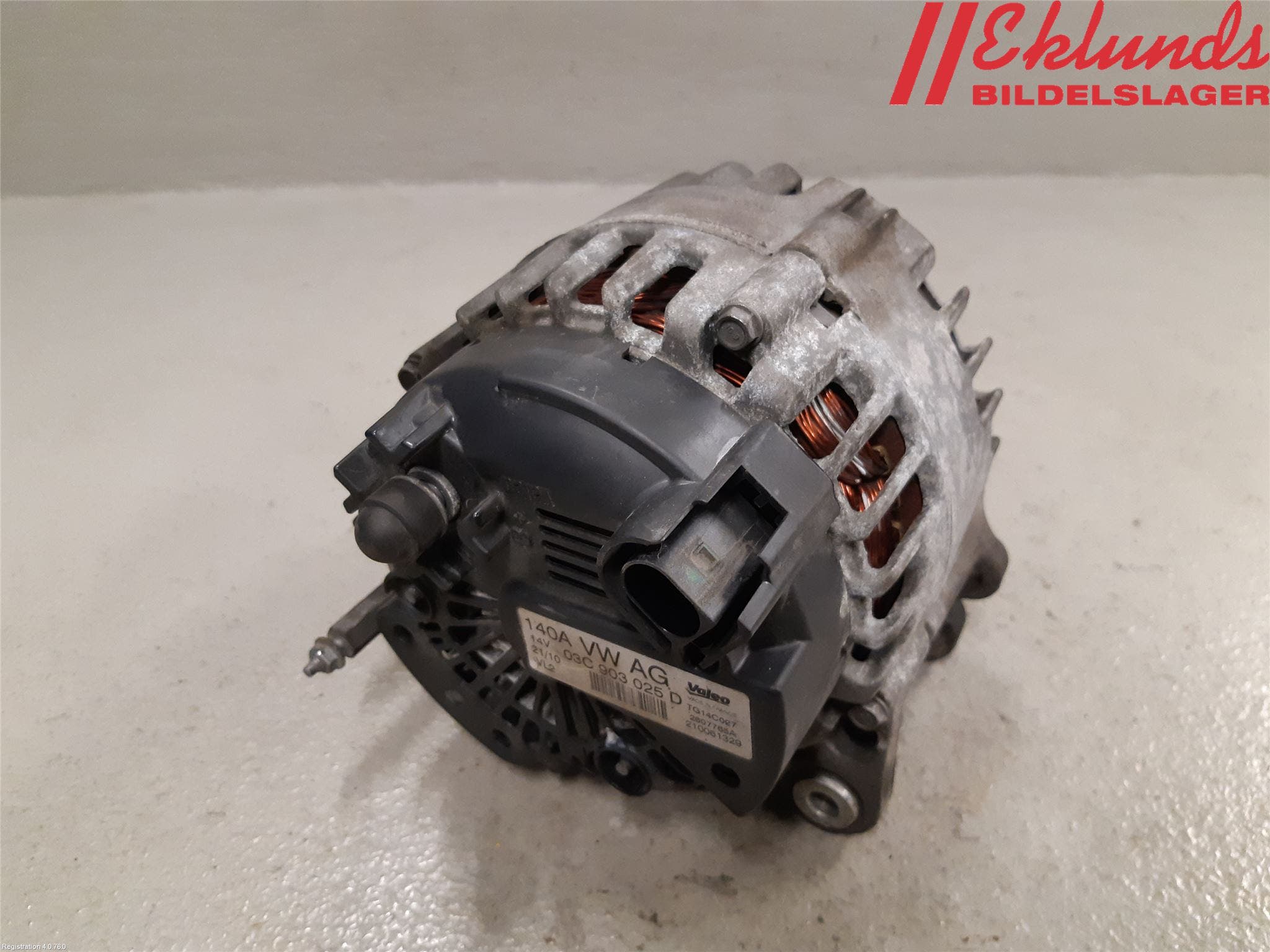 Volkswagen VW GOLF VI 09-13 Generator