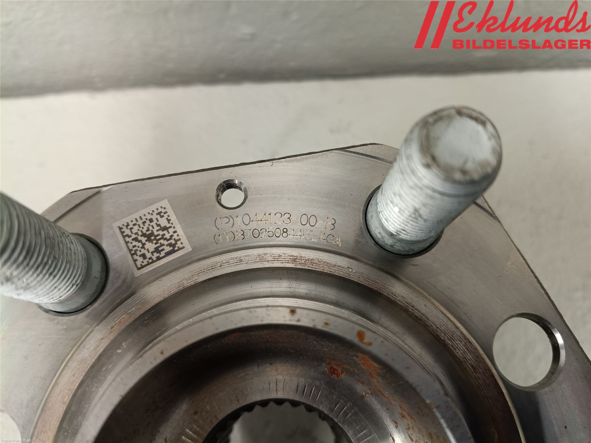 Tesla MODEL Y 21- Nav Bak