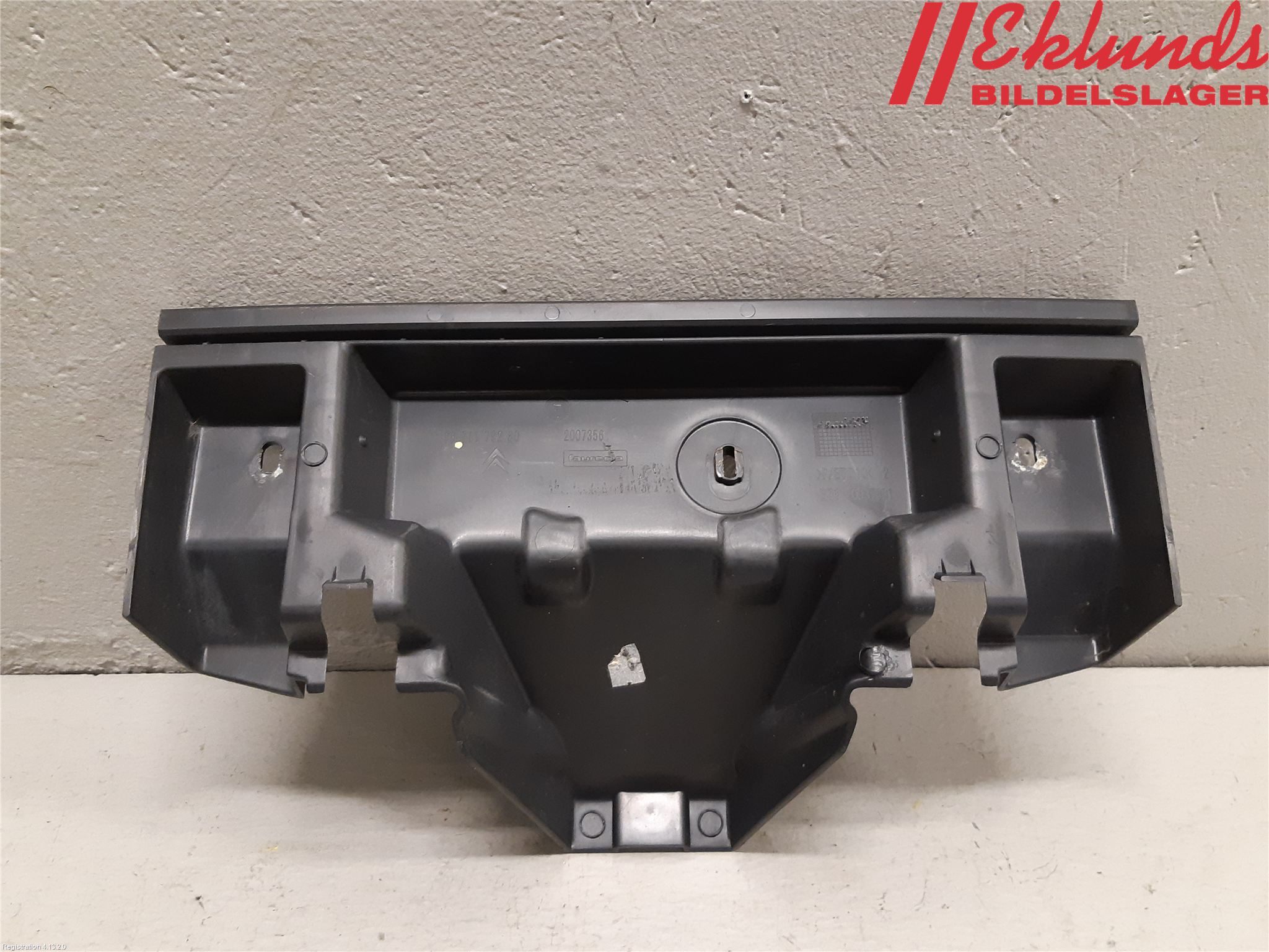 Citroen C4 II 11-18 Stötfångardel Bak Mitt