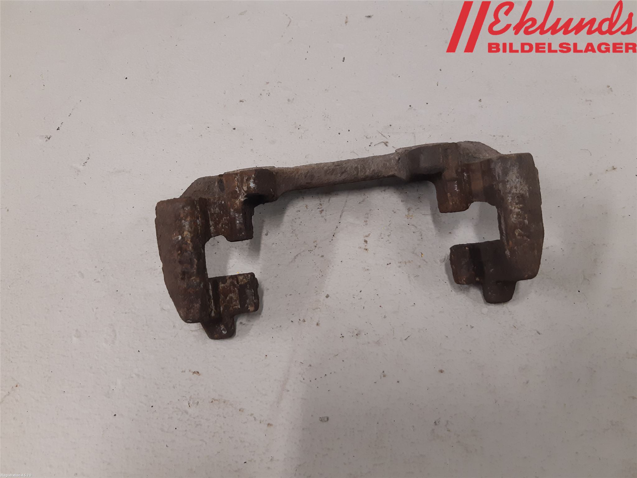 Volvo V70 00-04 Bromsokshållare