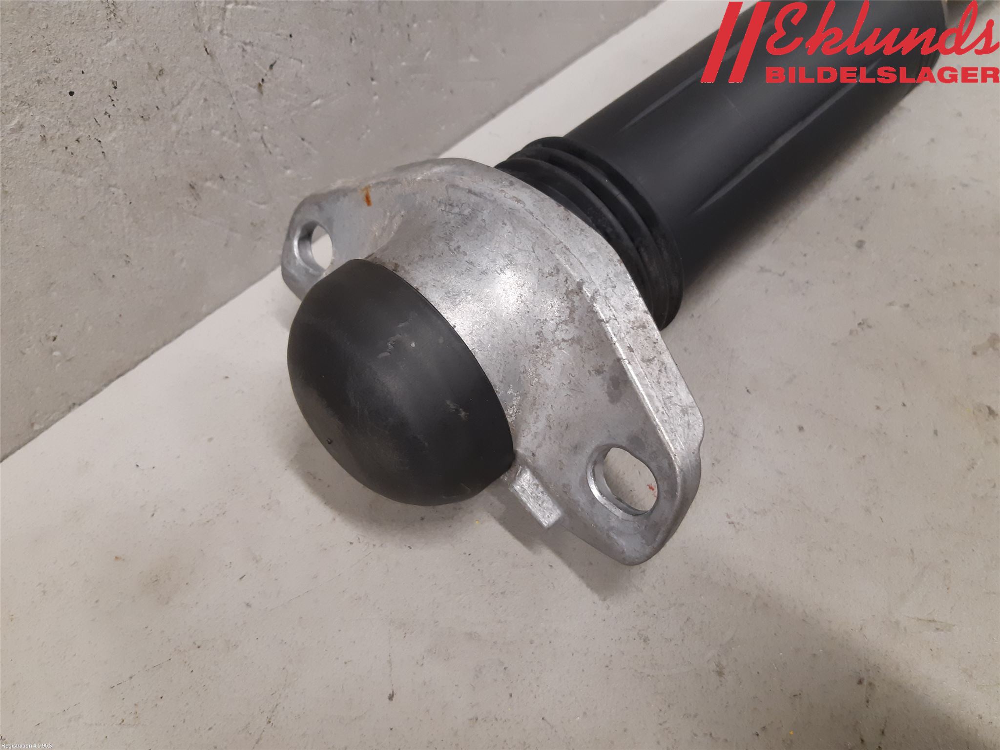 Toyota COROLLA 19- Stötdämpare Bak