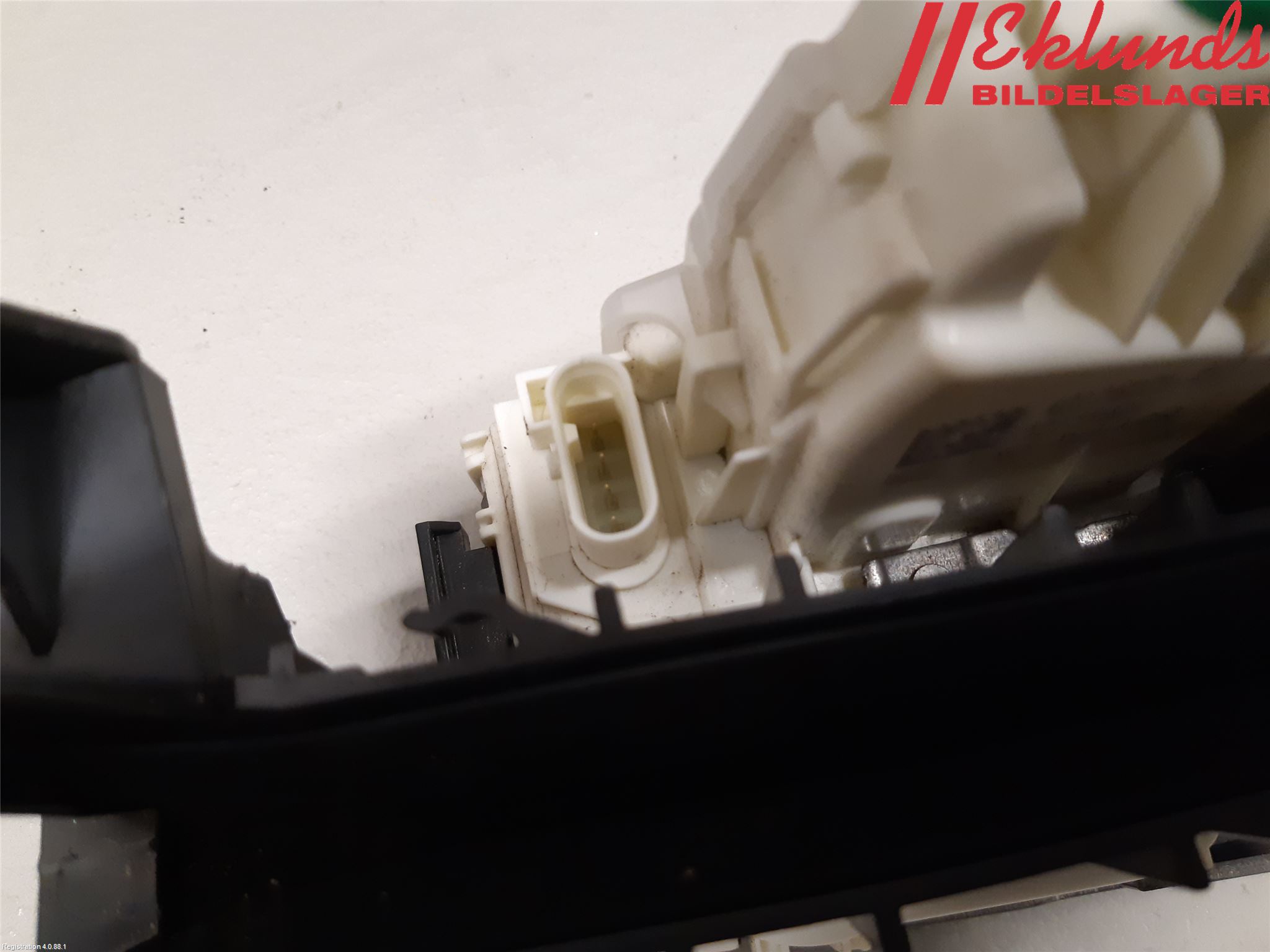 Fiat 500X 15- Låskista-Dörrlås