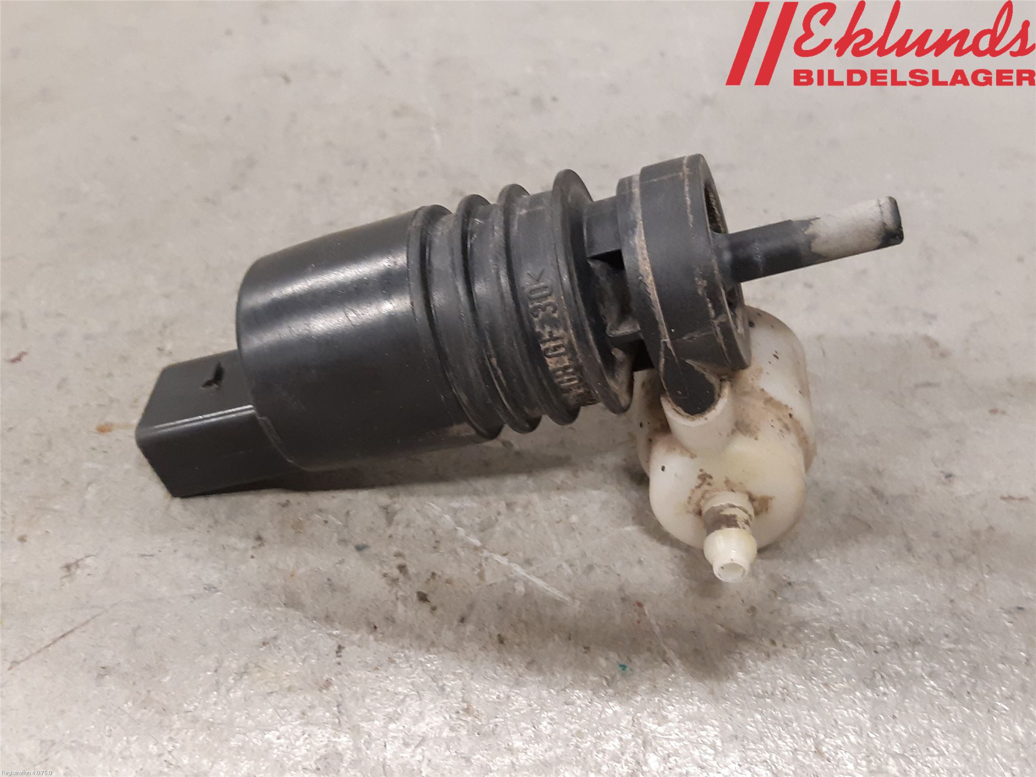 Volkswagen VW CADDY 11-15 Spolarpump Vindruta