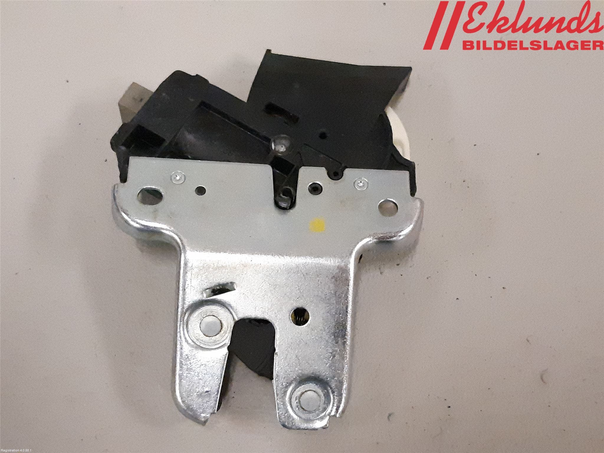 Audi A6/S6 05-11 Låskista Baklucka