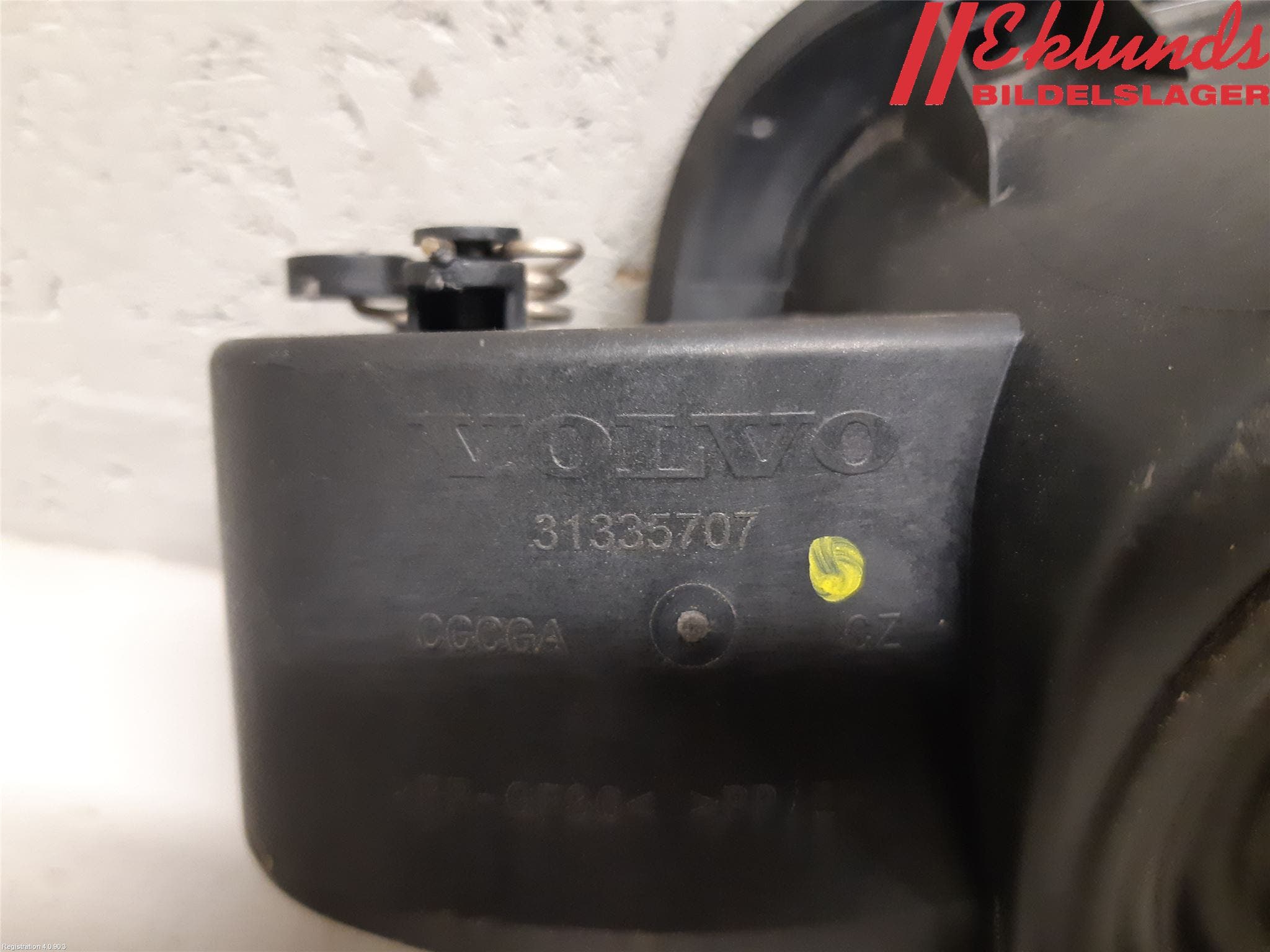 Volvo V60 14-18 Tanklucka