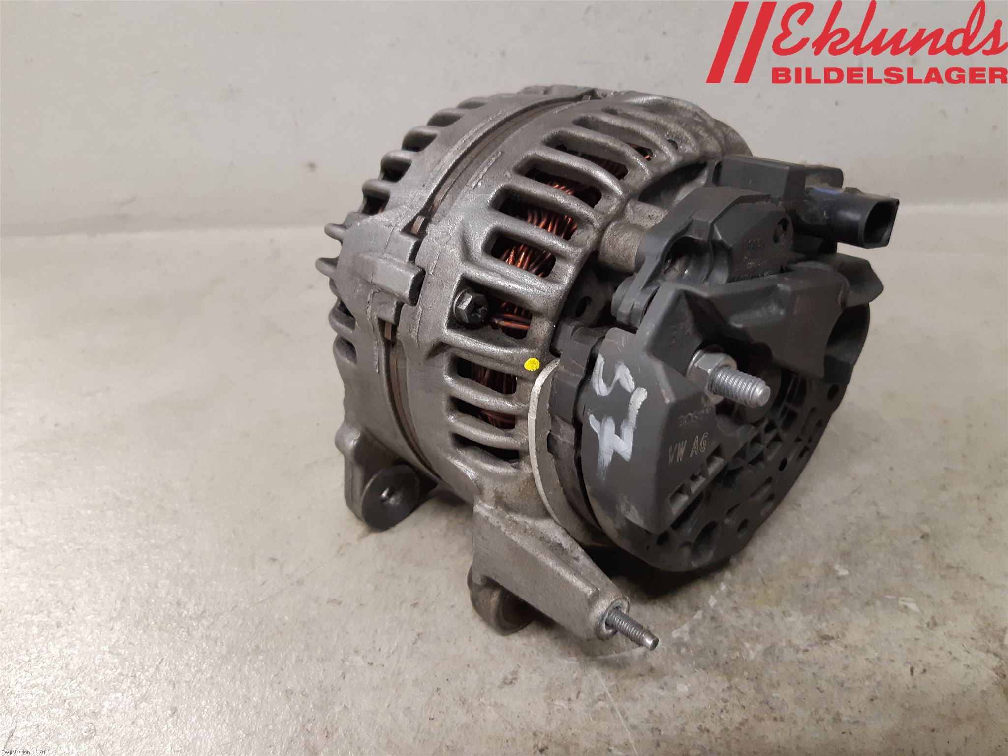 Volkswagen VW GOLF VI 09-13 Generator