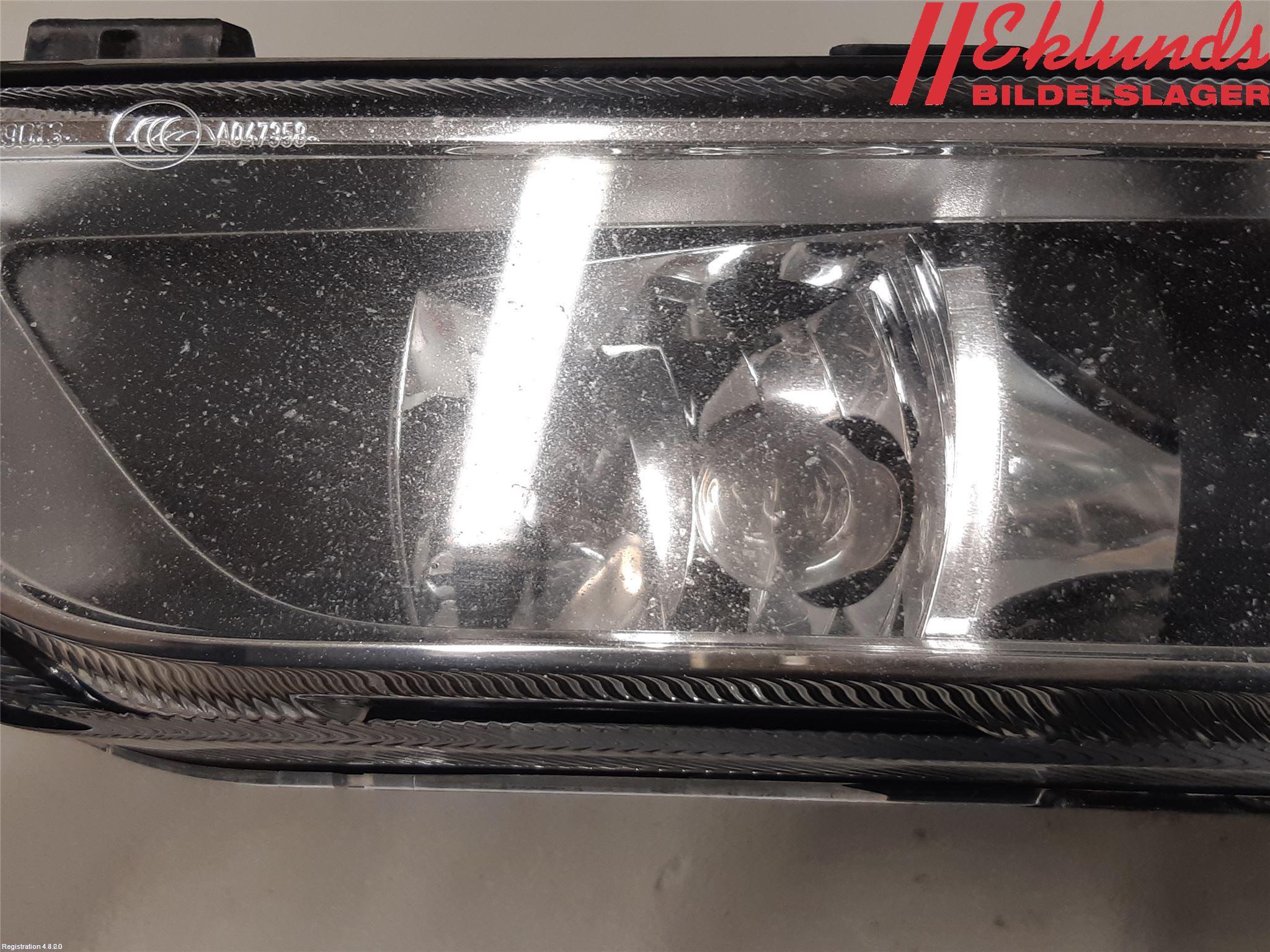 Volkswagen VW PASSAT 11-14 Dimljus-Varselljus Fram