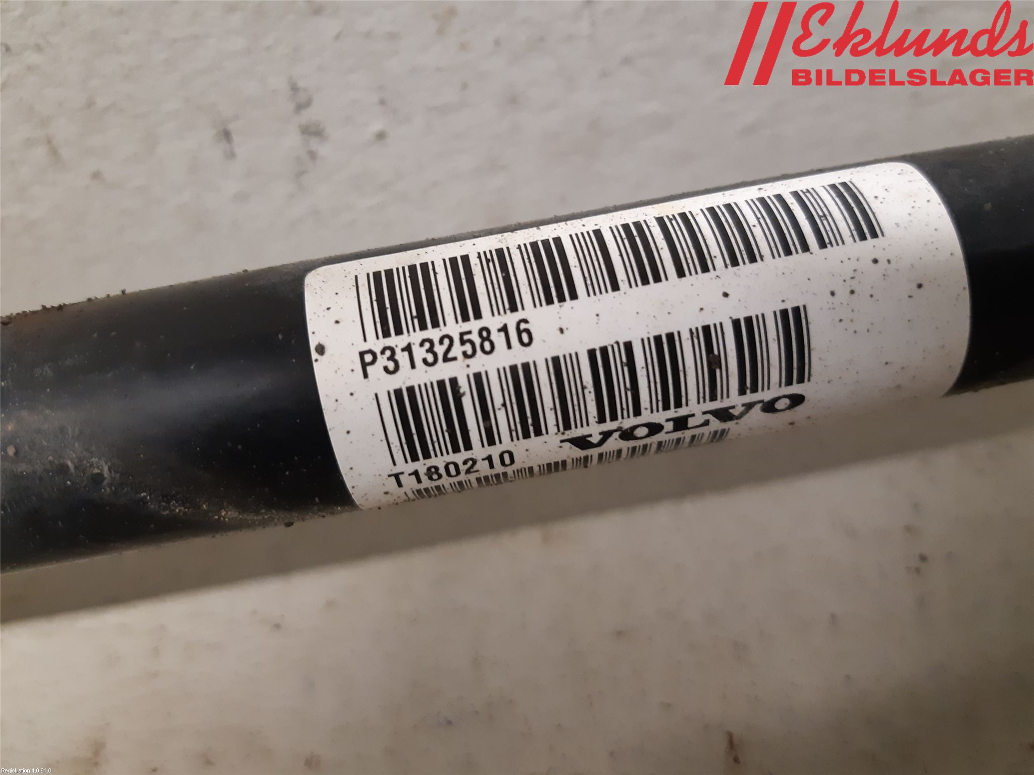 Volvo XC60 18- Drivaxel Bak Höger