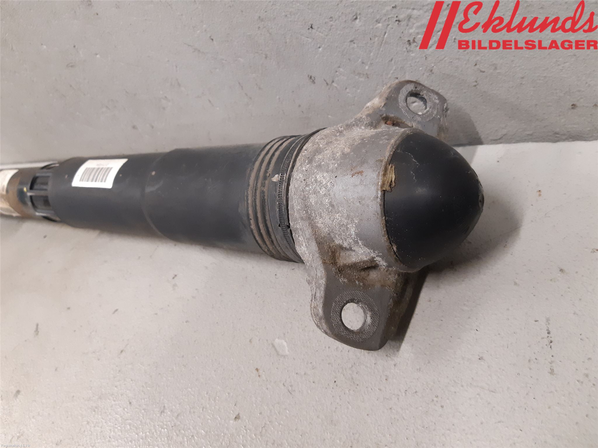 Volkswagen VW ARTEON 17- Stötdämpare Bak