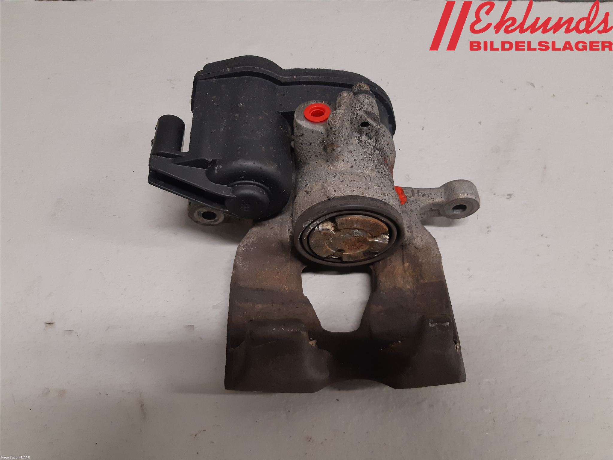 Audi A4/S4 B9 16-19 Bromsok Bak Vänster