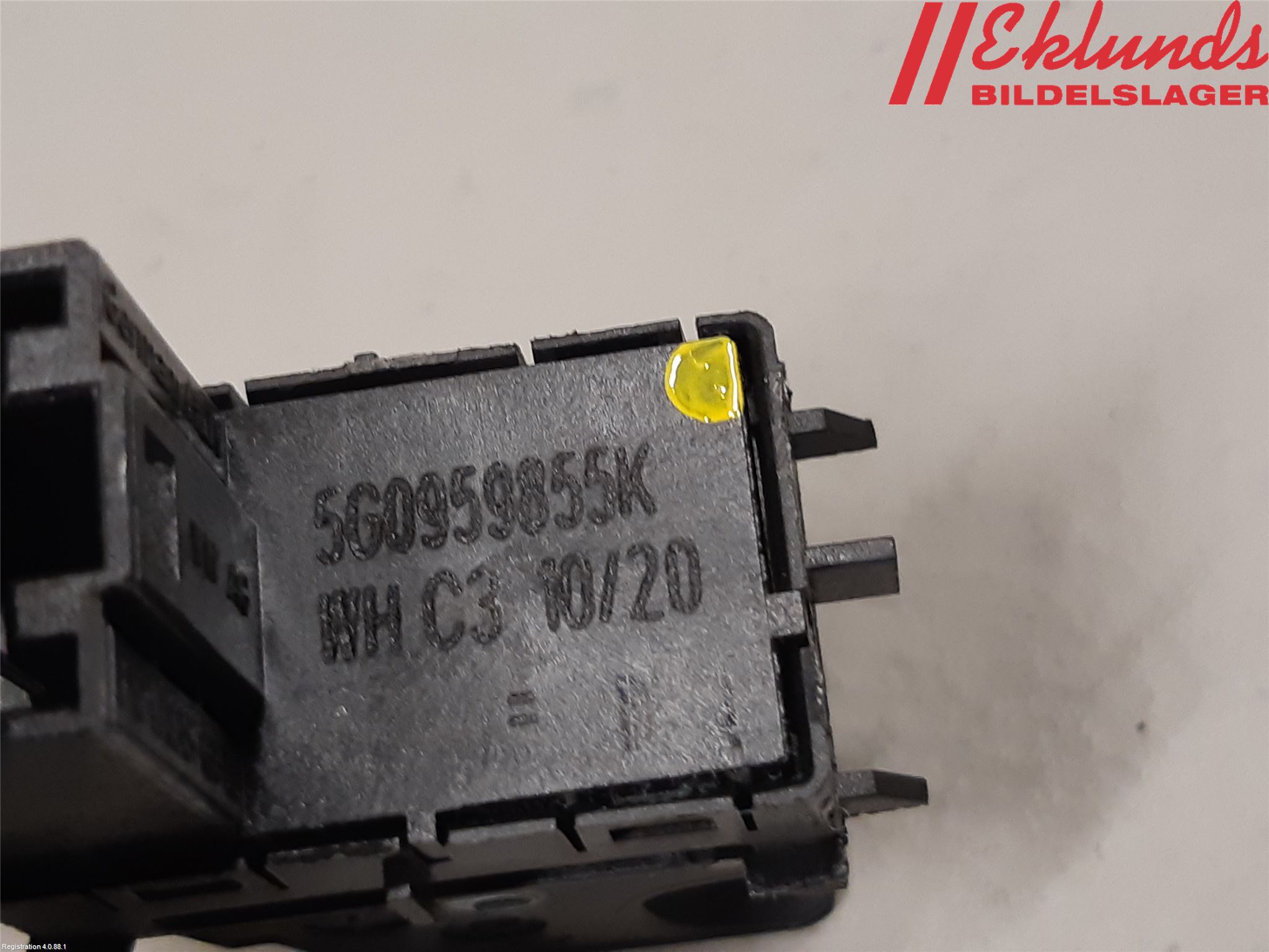 Skoda KAROQ 18- Strömställare Elhiss