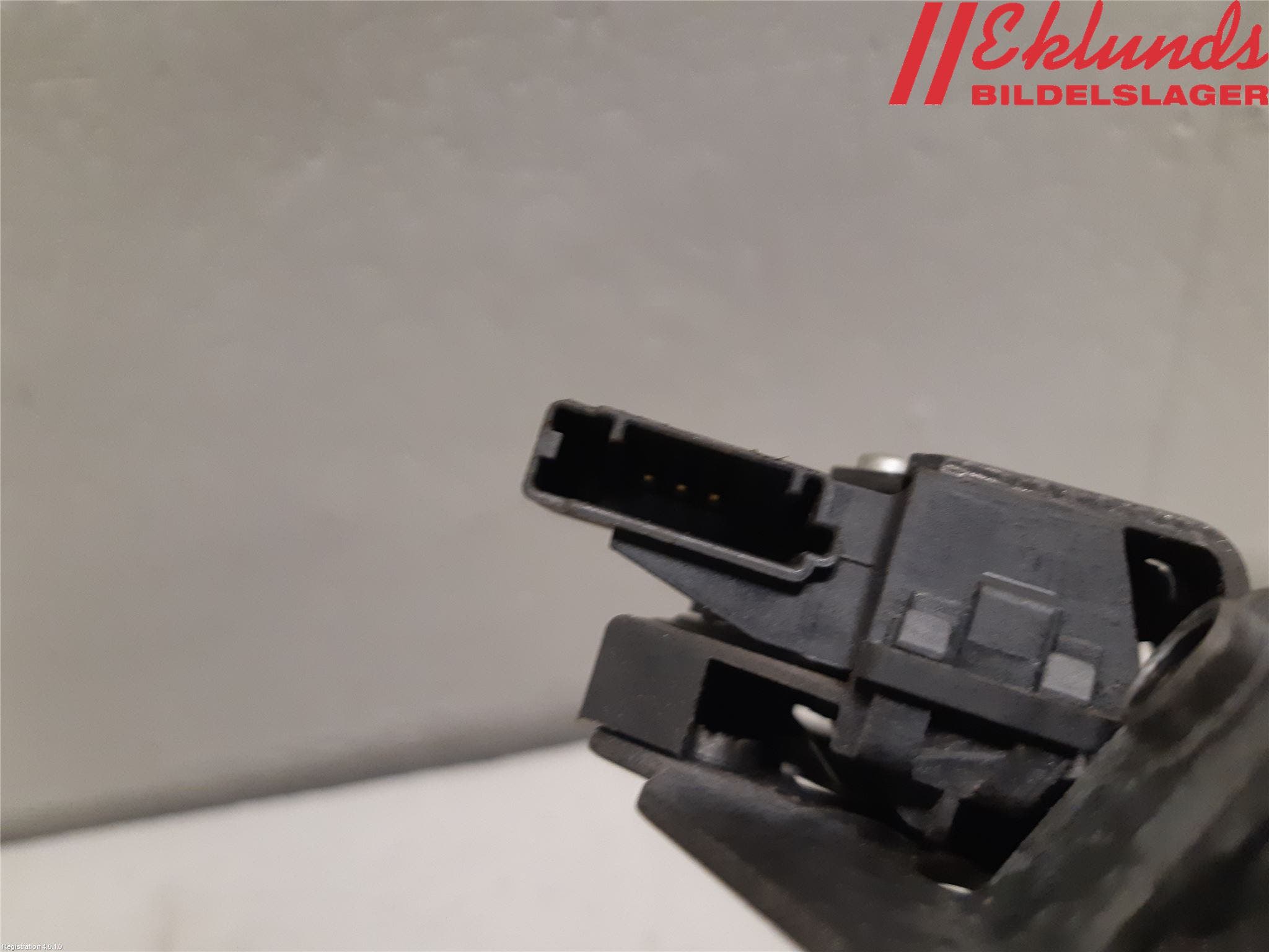 Opel ASTRA J 10-15 Låskista Baklucka