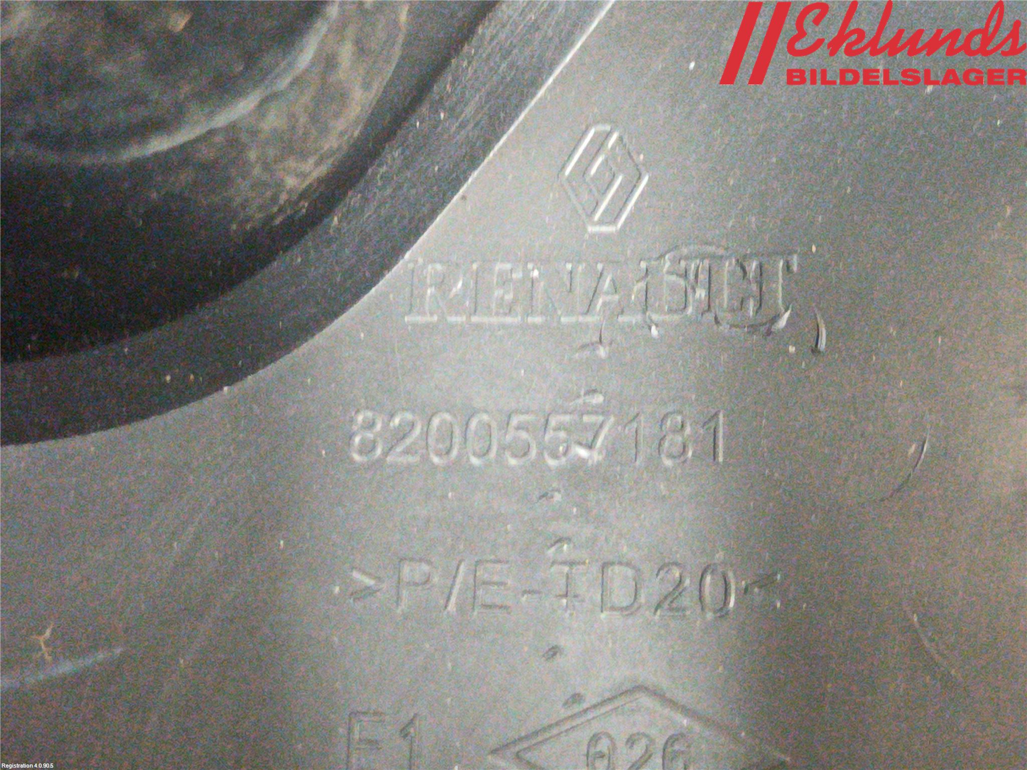 Renault KANGOO II 08-14 Bakljussarg