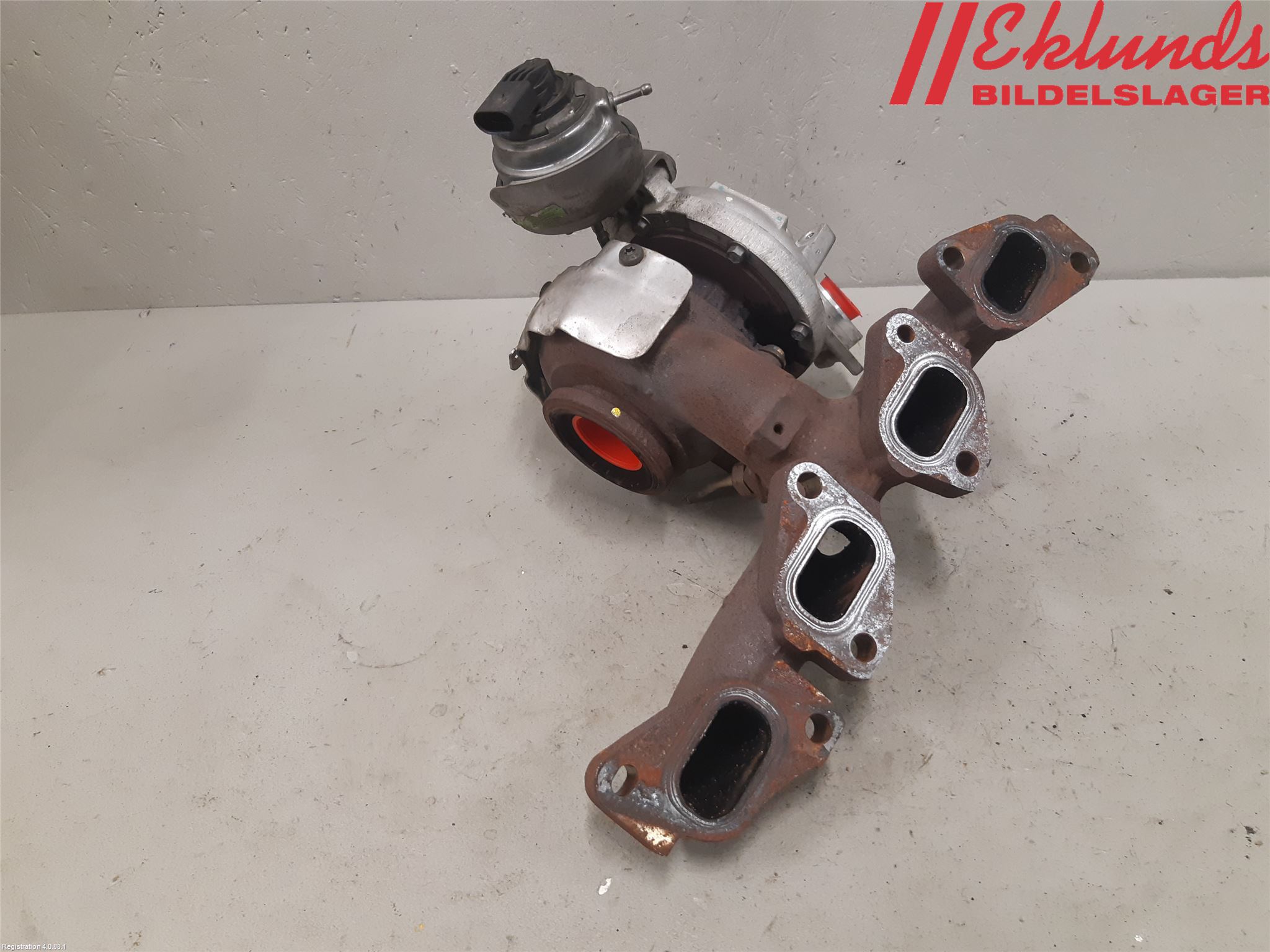 Volkswagen VW PASSAT 11-14 Turboaggregat