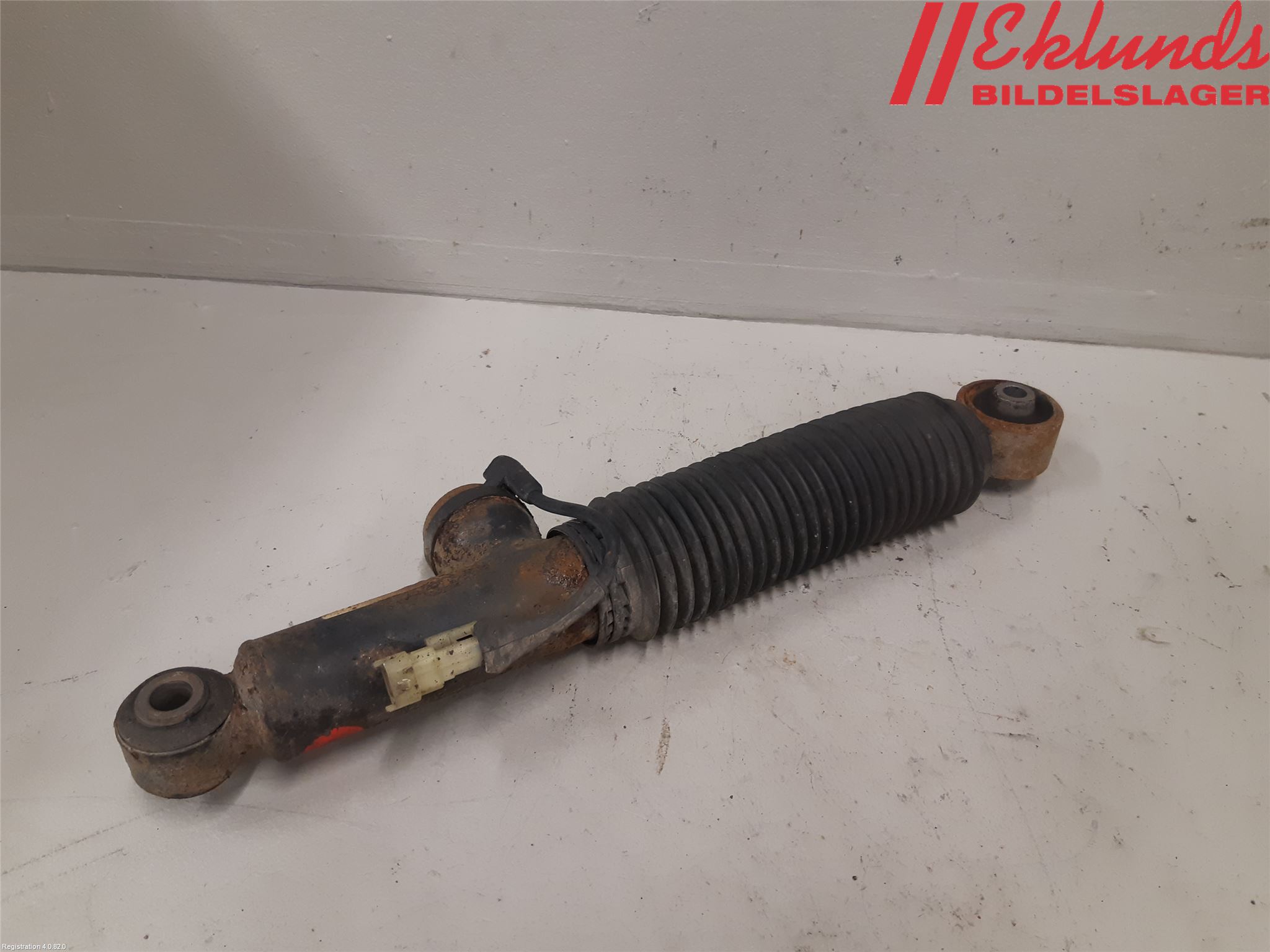 Opel VECTRA C 06-08 Stötdämpare Bak