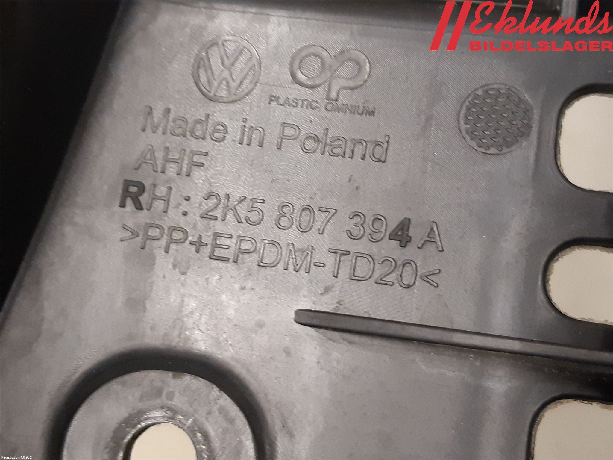 Volkswagen VW CADDY 16-20 Stötfångarfäste Bak Hö
