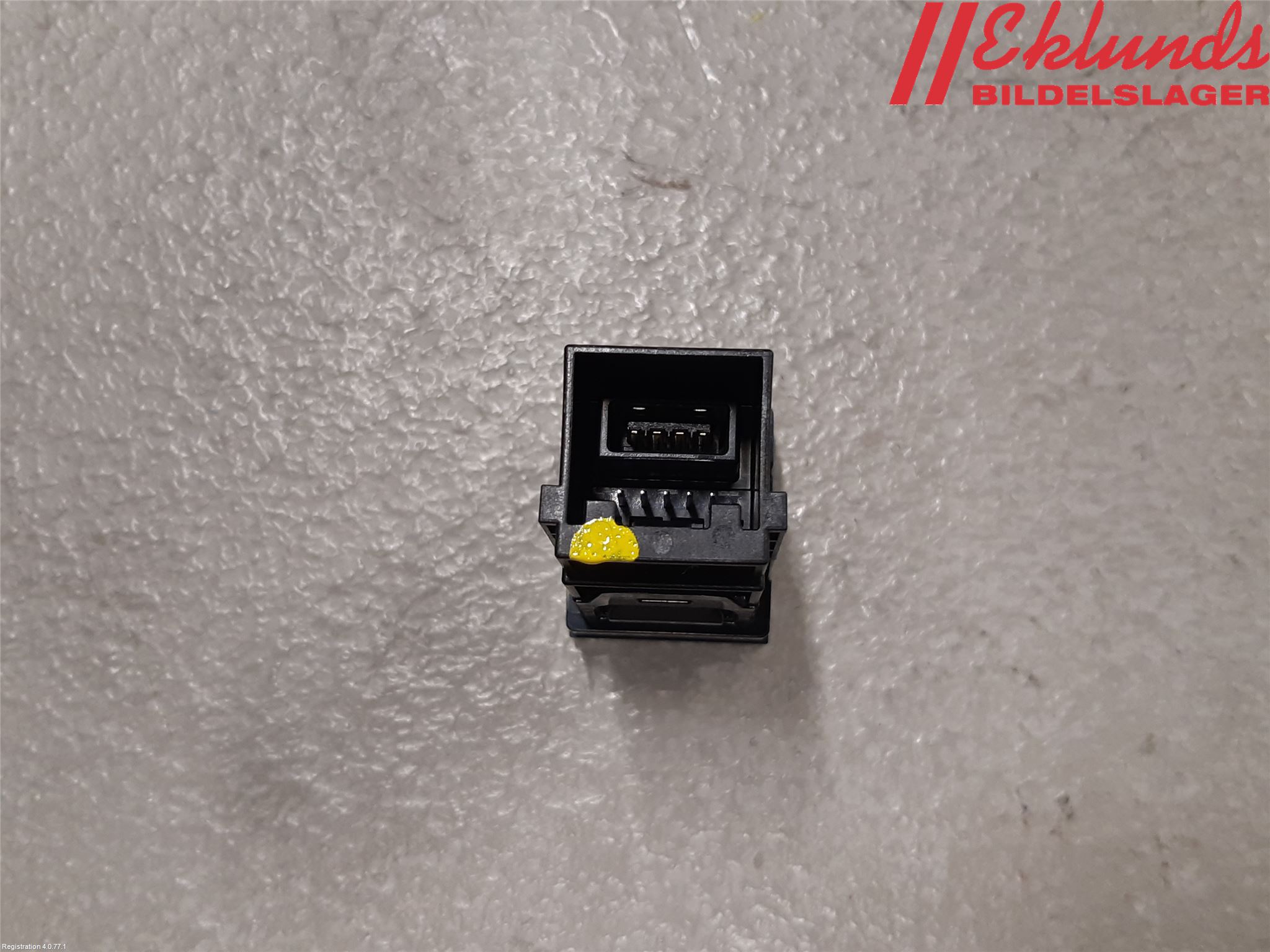 Toyota COROLLA 19- Usb Connection