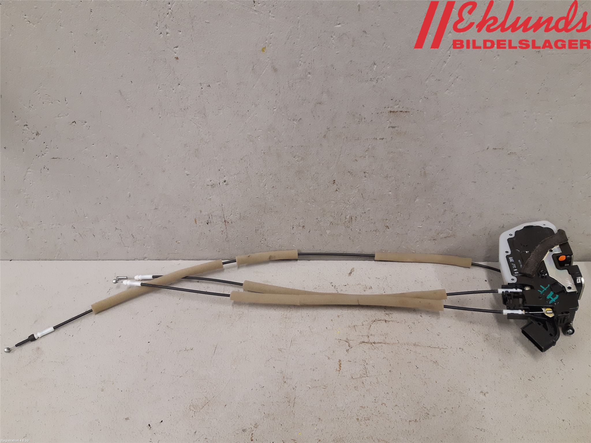 Nissan LEAF 18- Låskista-Dörrlås