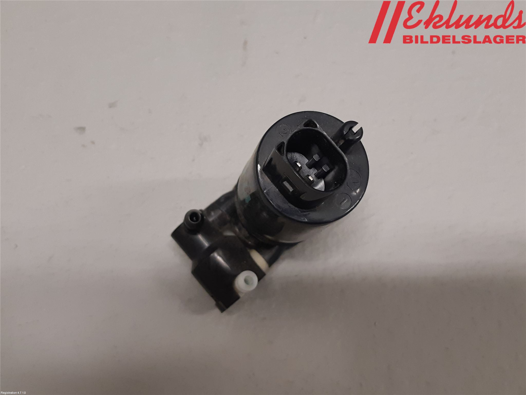 Volvo XC90/RECHARGE 16- Spolarpump Vindruta