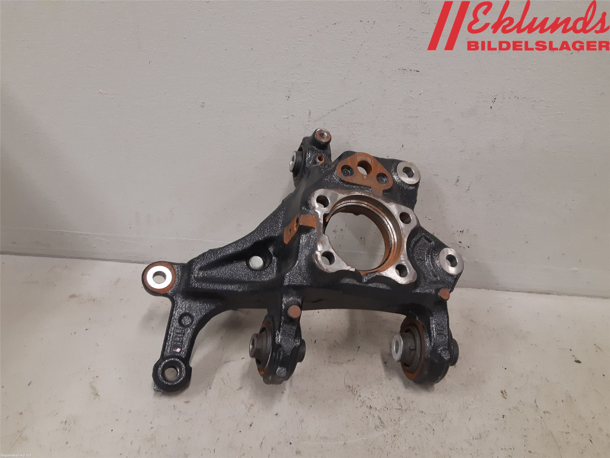 Lexus UX/300e 19- Hjullagerhus Bak Vä