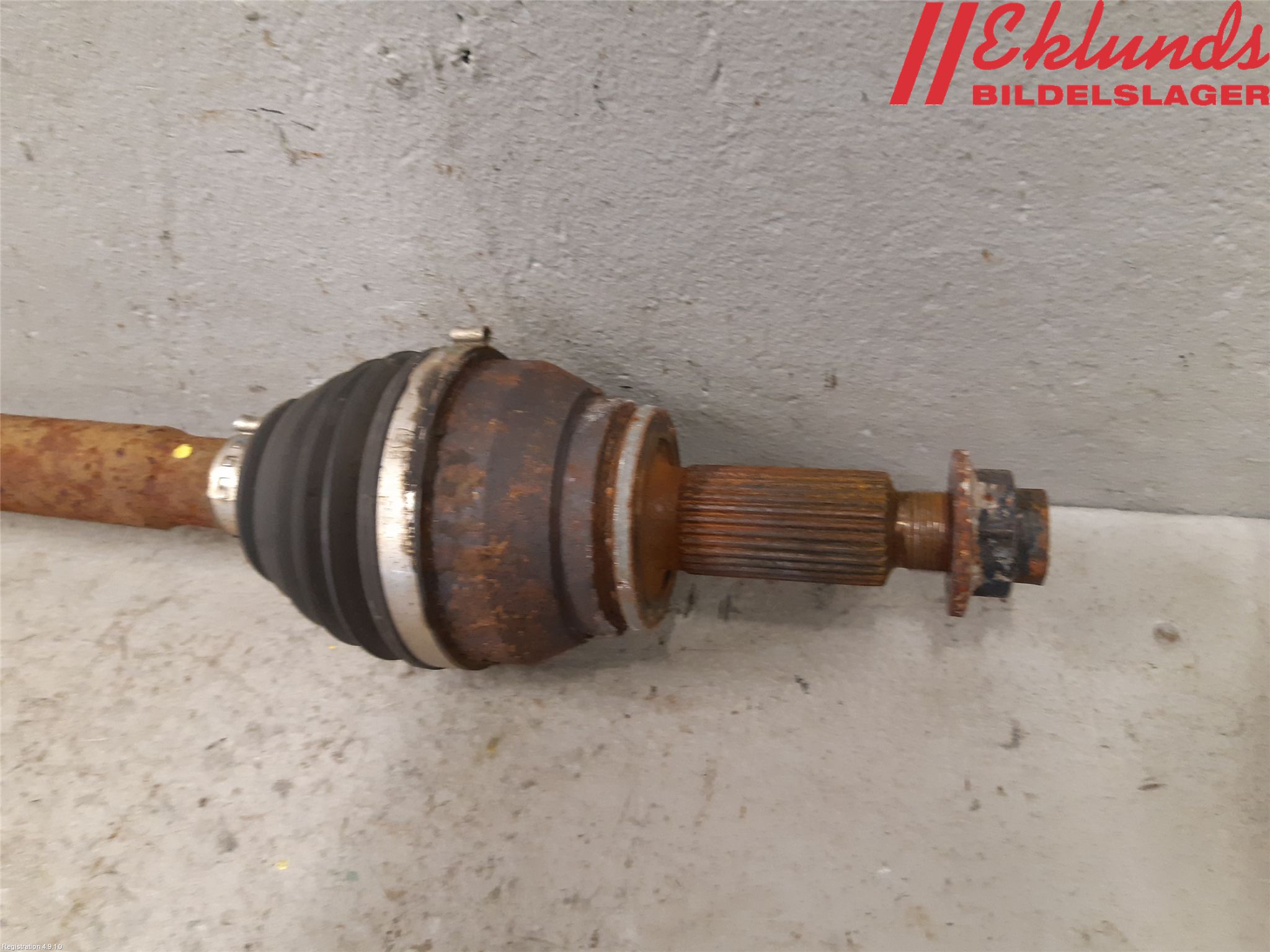 Kia NIRO (DE) 17-22 Drivaxel Fram Höger