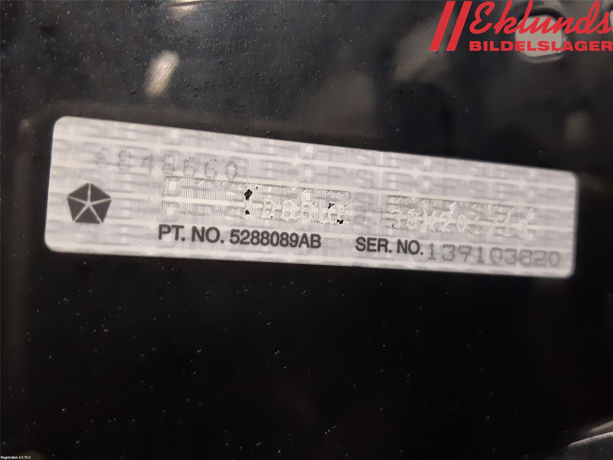 Dodge NITRO Skärm Fram Vänster