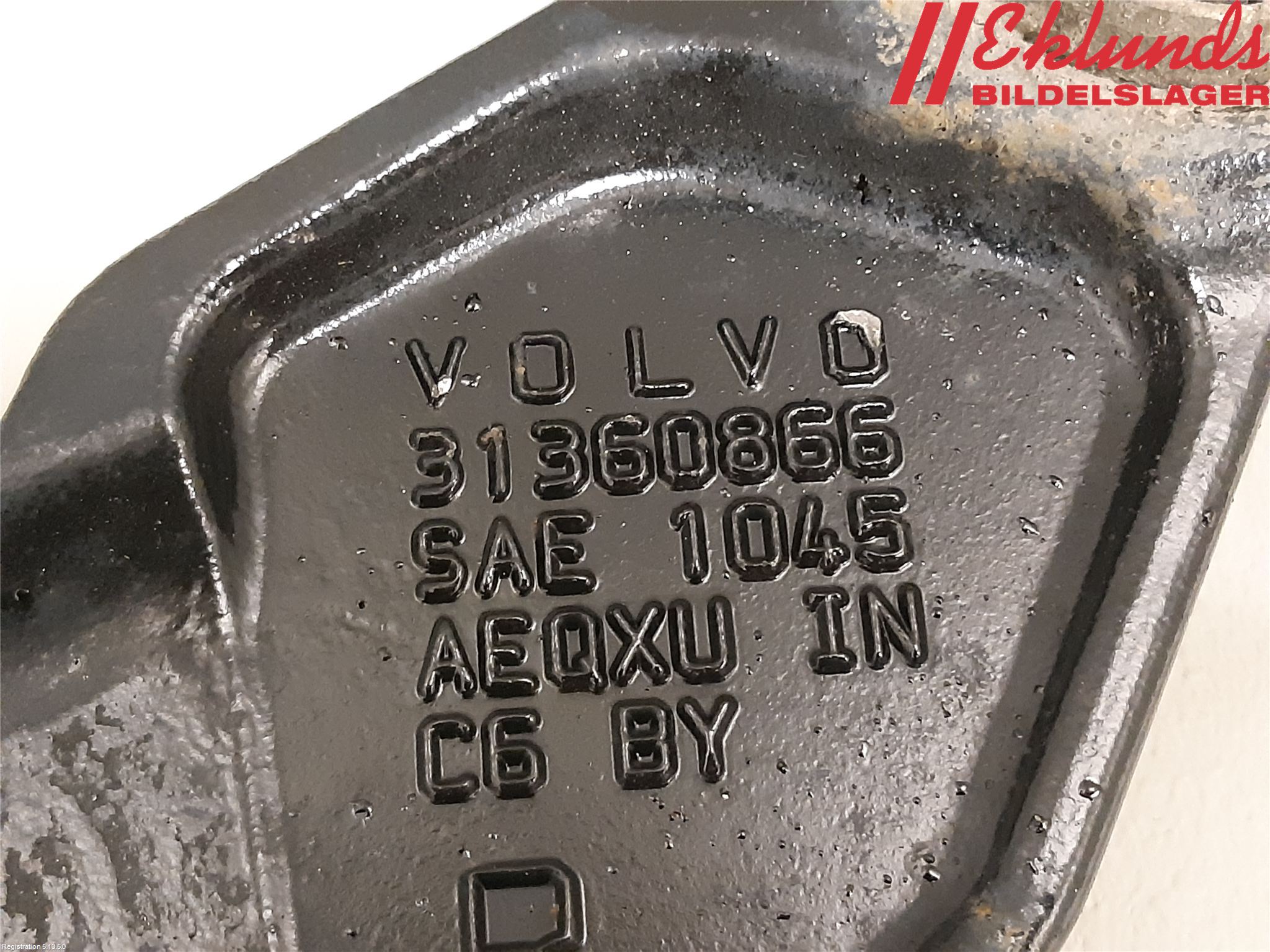 Volvo V90 17->> Bärarm Bak Övre Höger