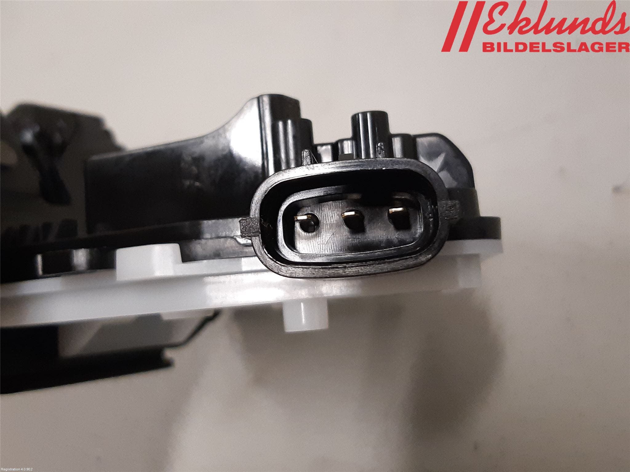 Toyota COROLLA 19- Låskista Baklucka